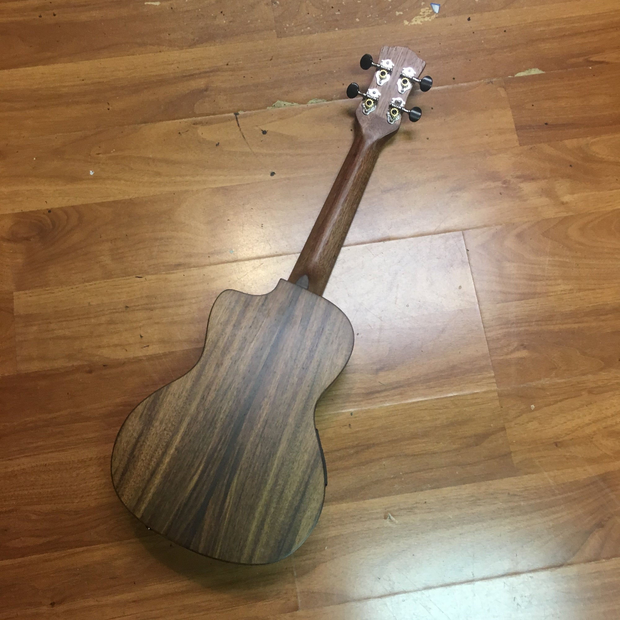 Luna HTC Koa
