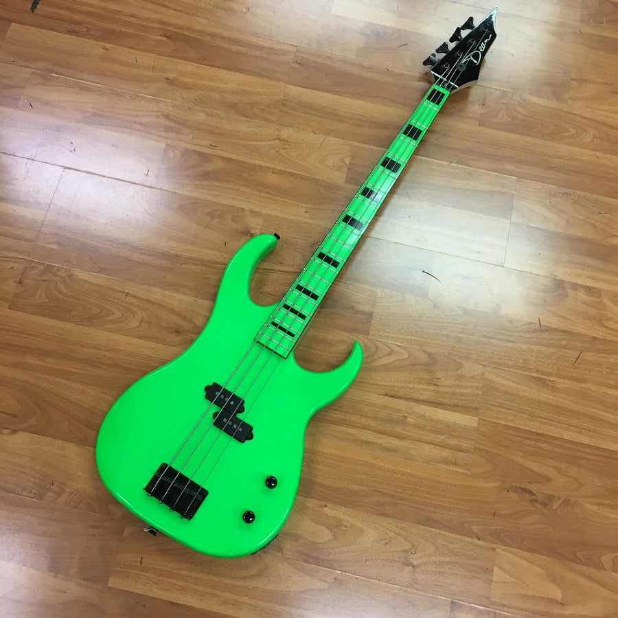Dean Custom Zone Bass Nuclear Green