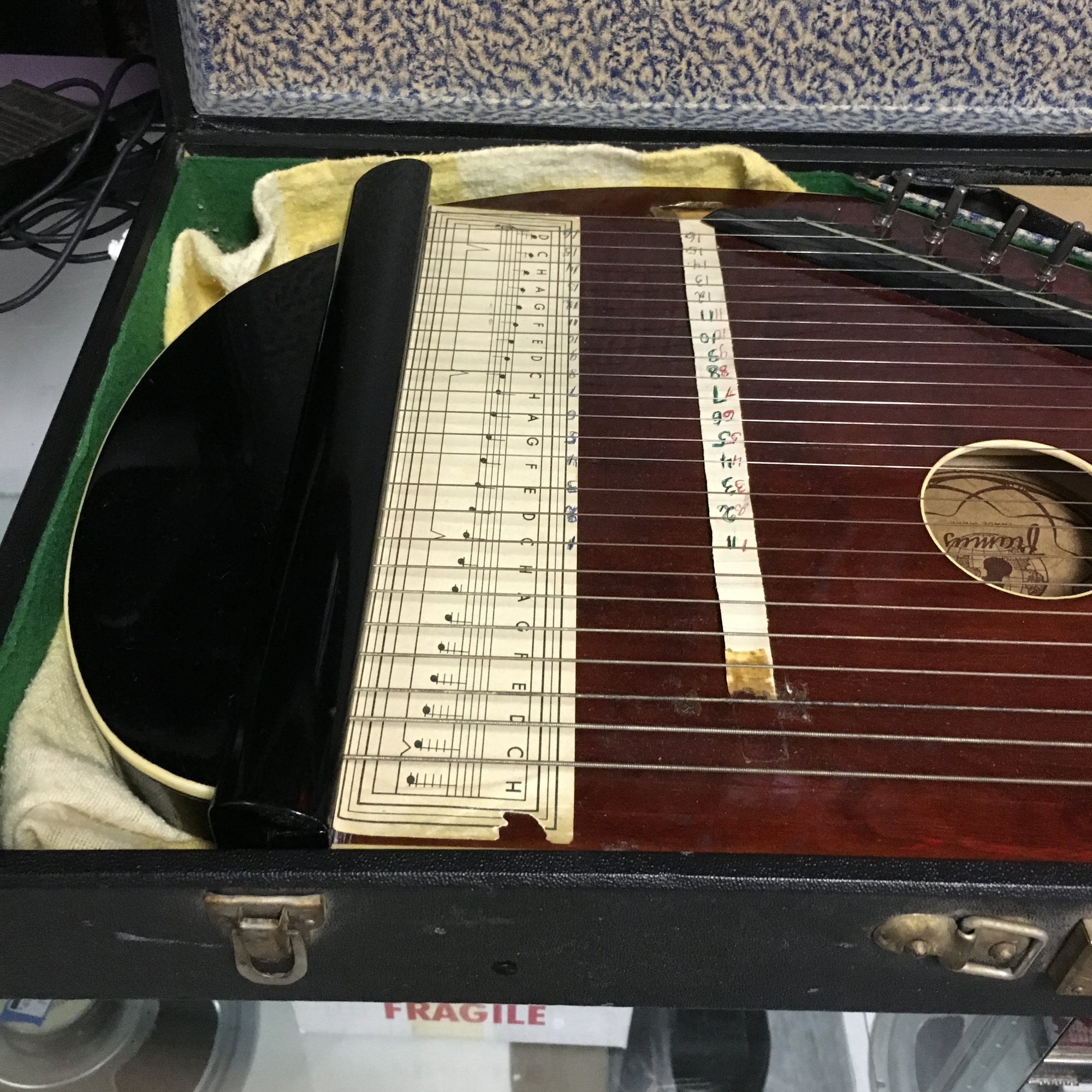 Framus Kokles w/ Case
