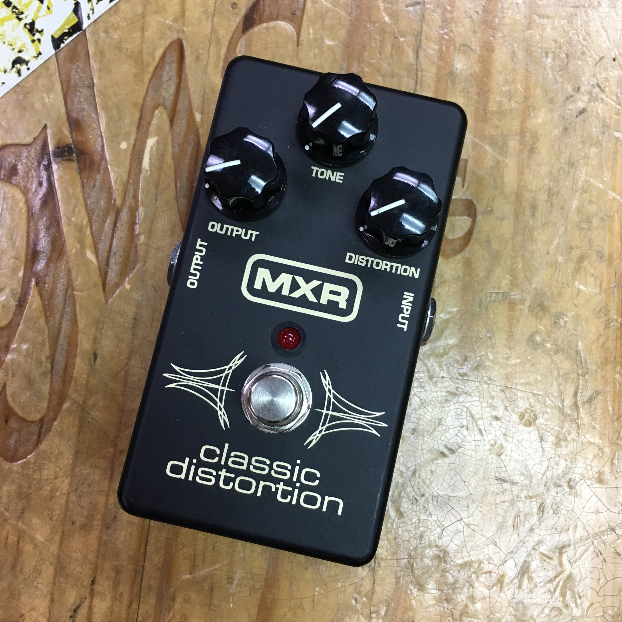 MXR Classic Distortion