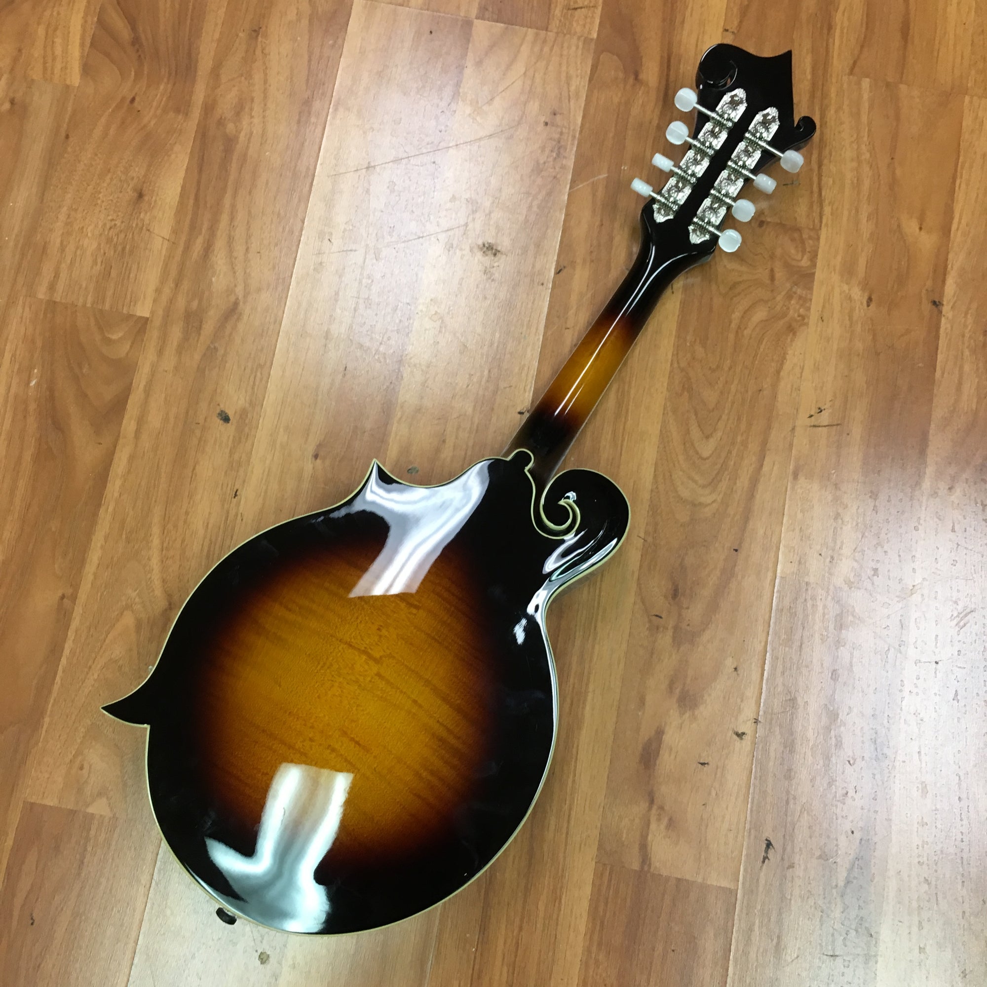 Loar LM-520 Mandolin