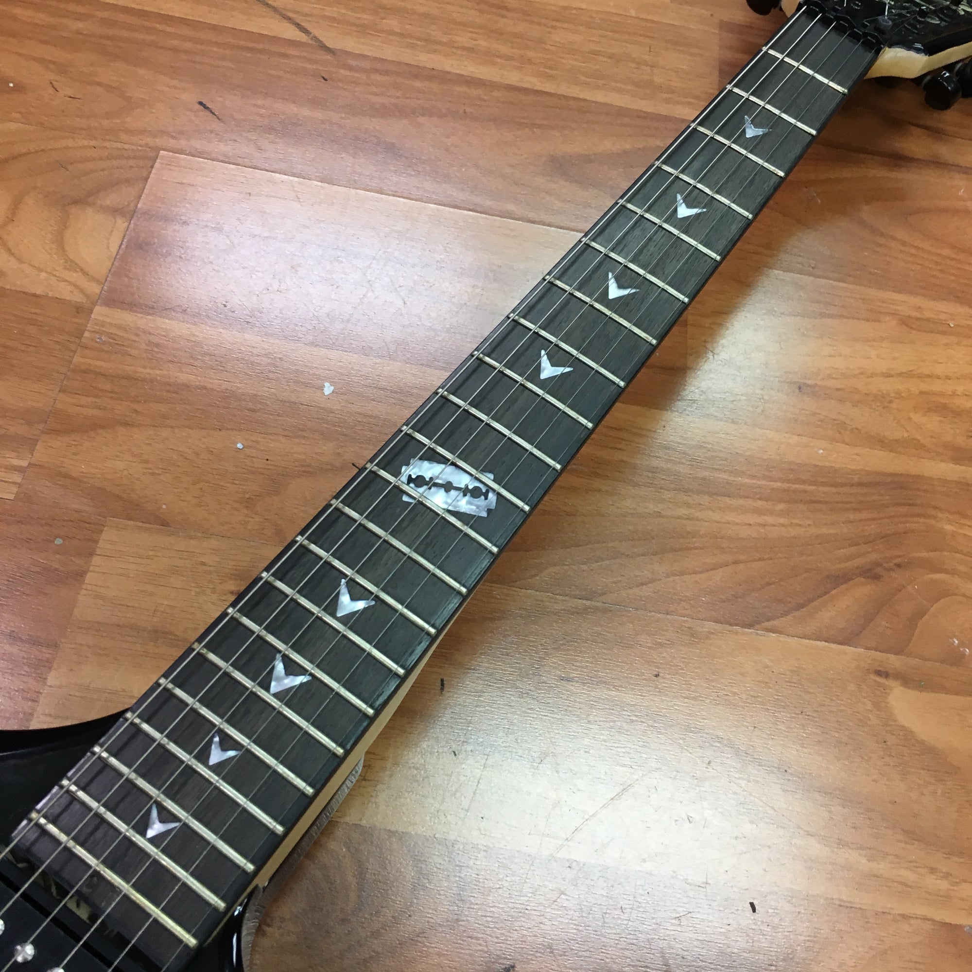 Dean Razorback Bio Mech Signed Vince Minogue w/Case