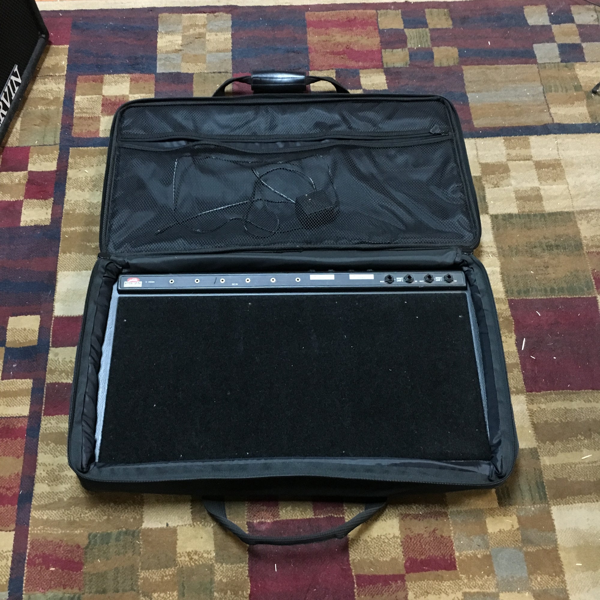 SKB PS-25 Powered Pedal Board w. Bag