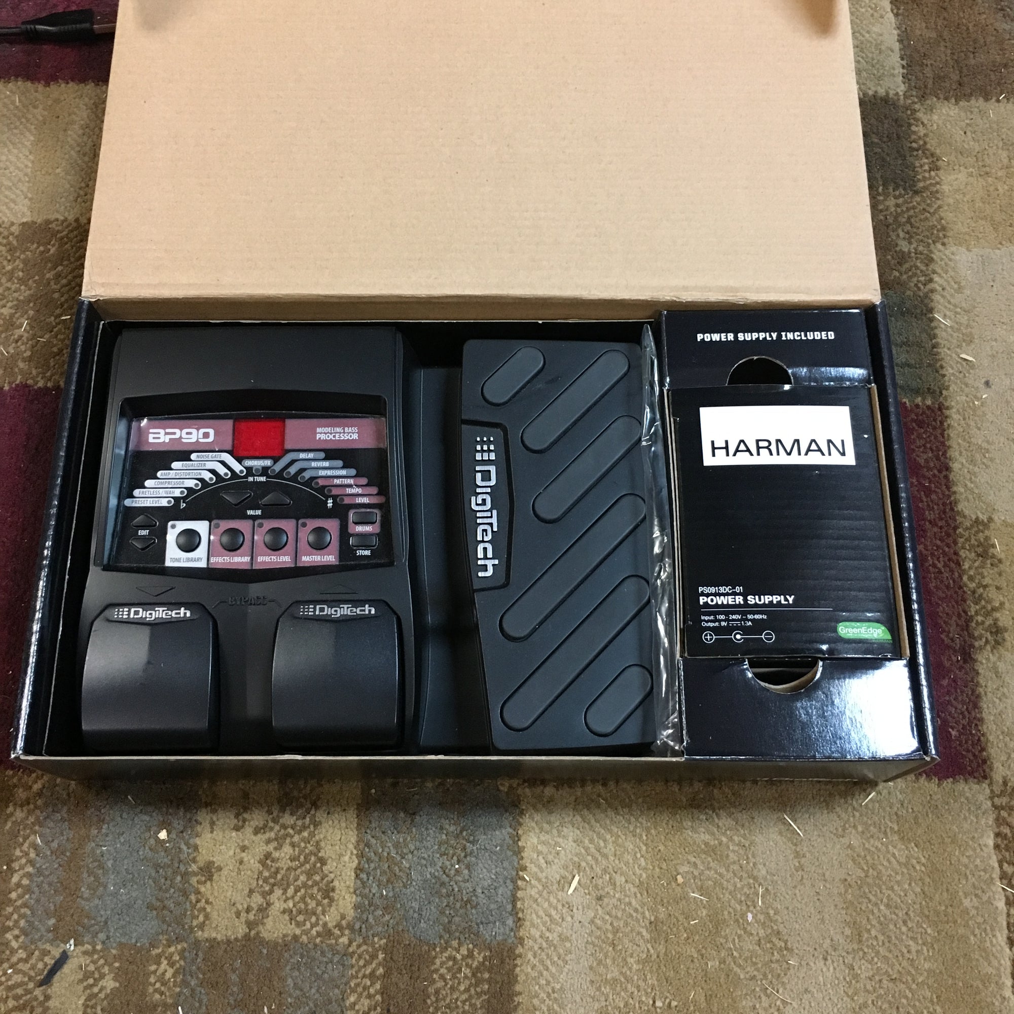 Digitech BP90 Bass Multieffects w. PS