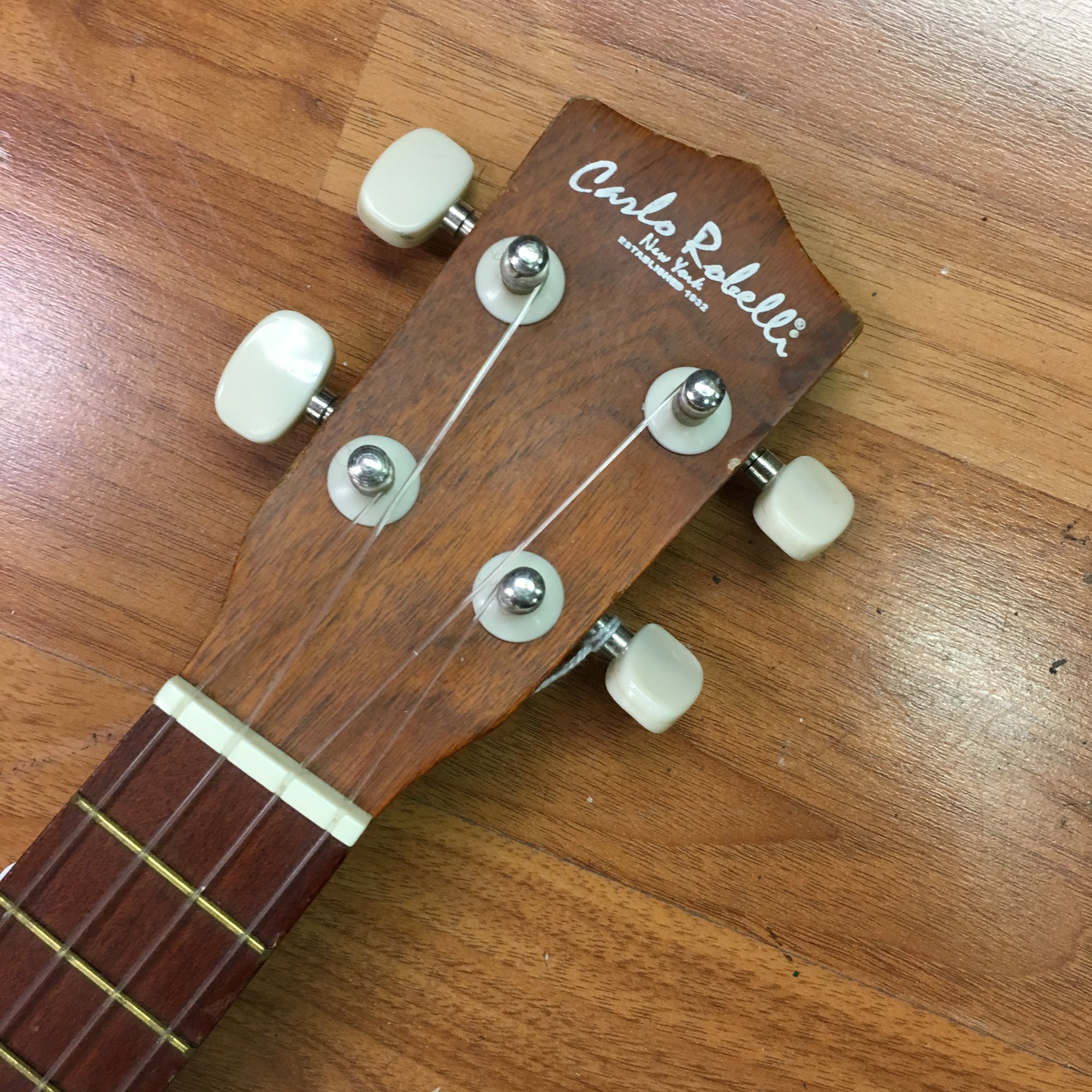 Carlo Robelli Ukulele