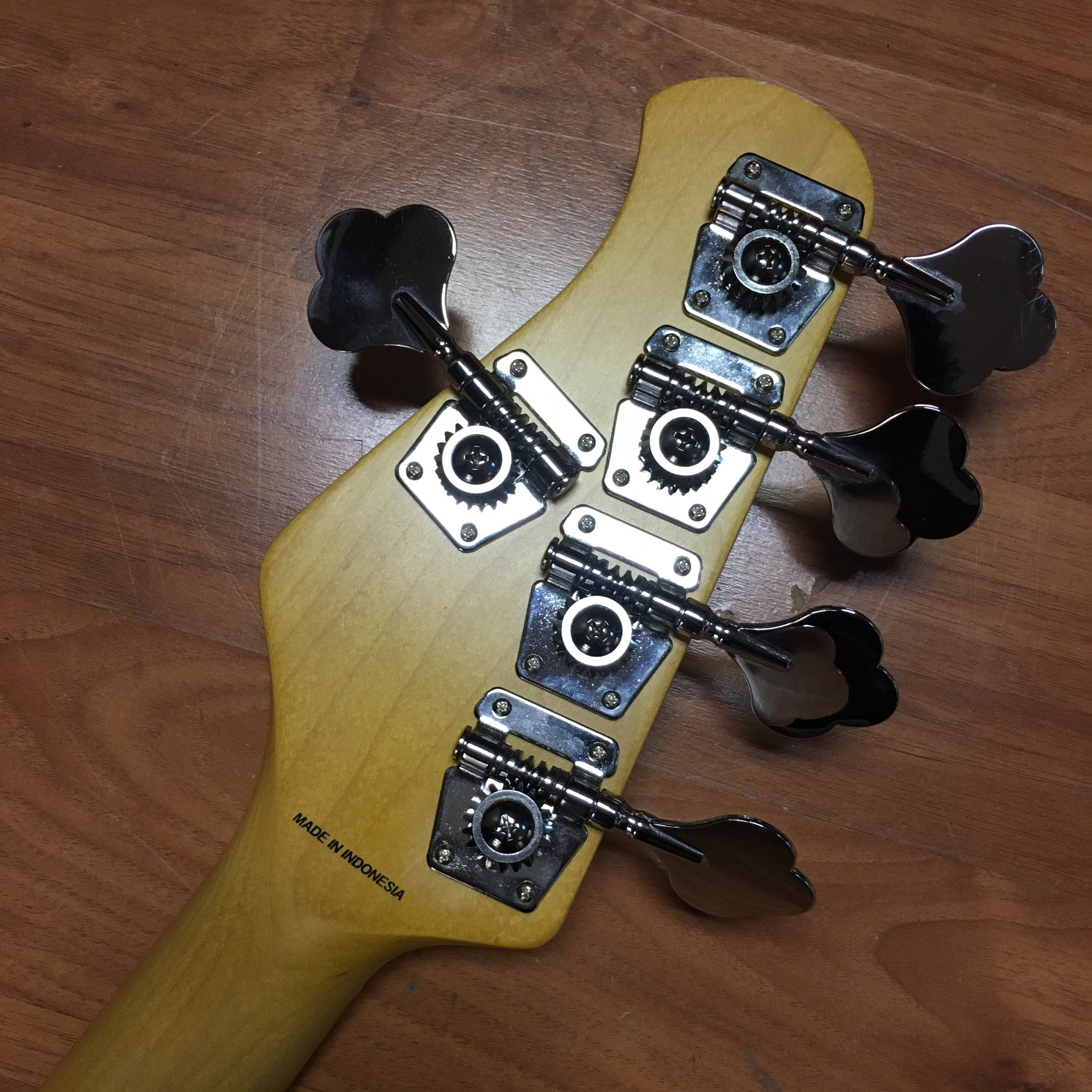 Music Man Sub Sterling 5 String Bass