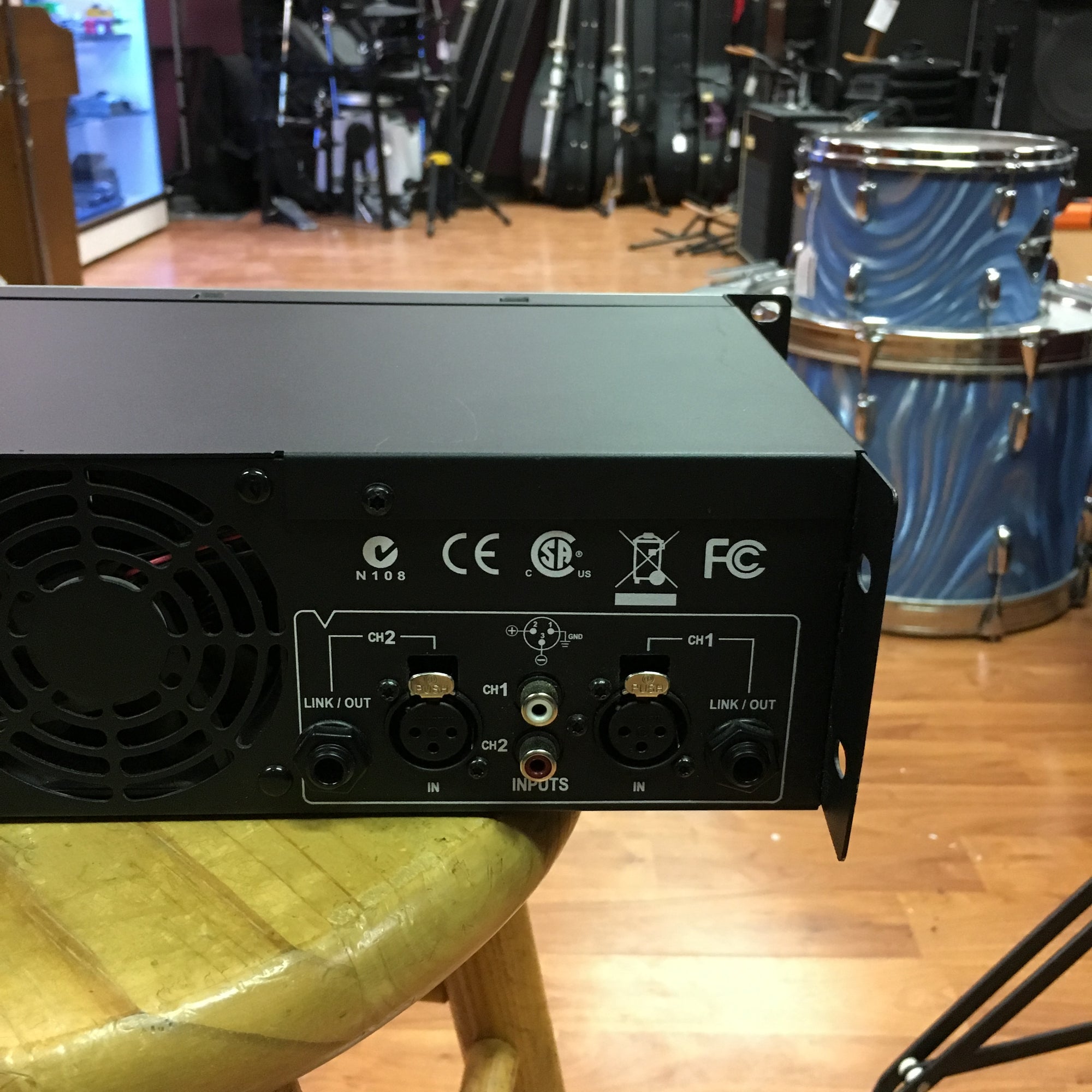 Crown XLS 1500 Power Amp