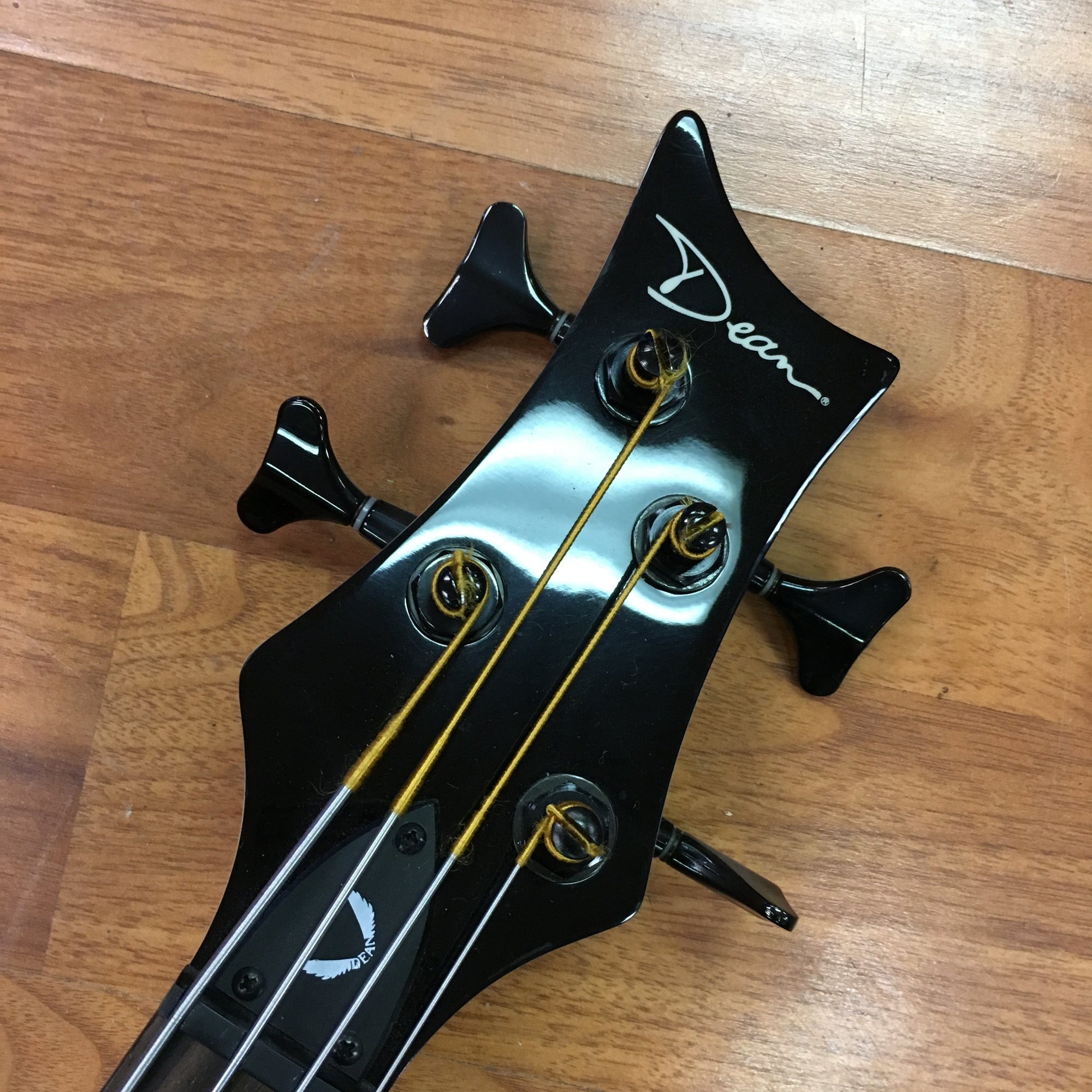 Dean EVO Bass - Purple, 5 Knob