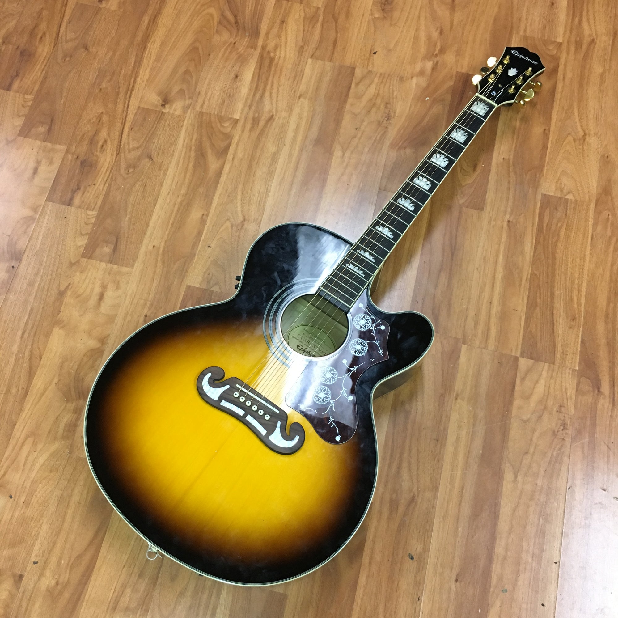 Epiphone EJ-200SCE Acoustic Electric Guitar w/ Case