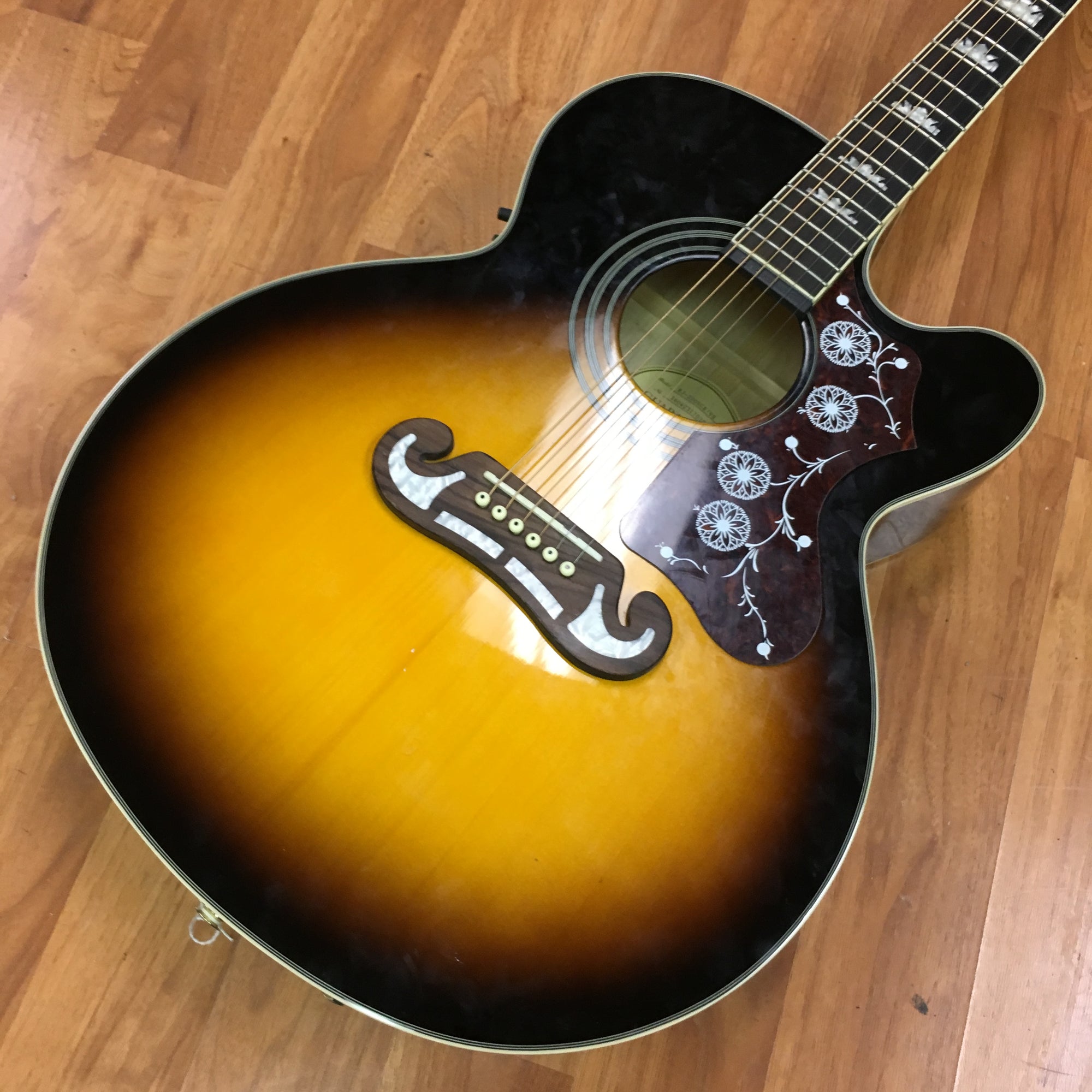 Epiphone EJ-200SCE Acoustic Electric Guitar w/ Case