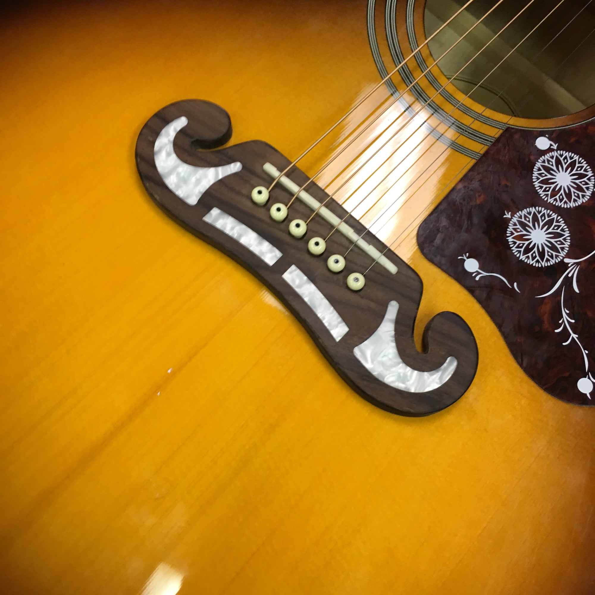 Epiphone EJ-200SCE Acoustic Electric Guitar w/ Case