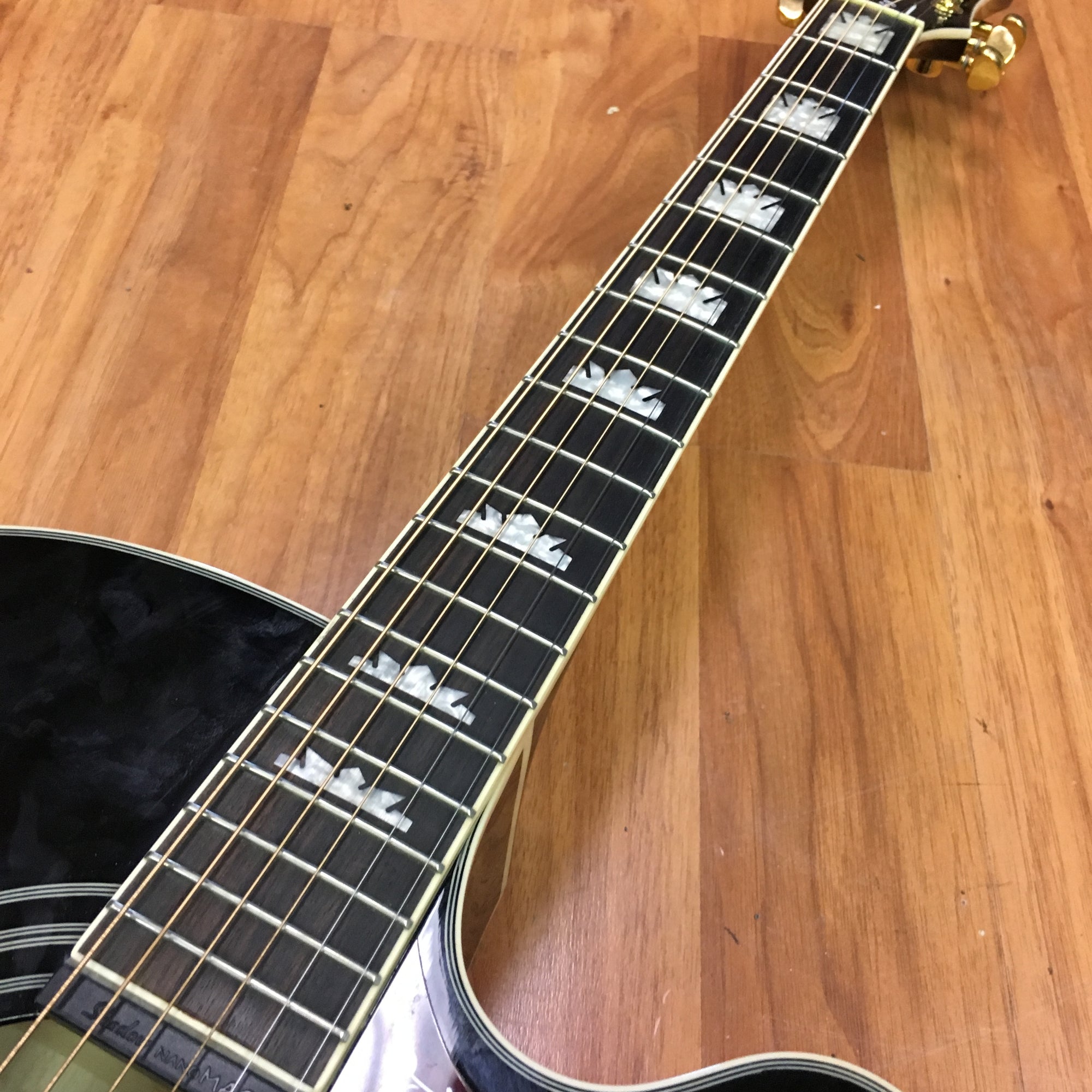 Epiphone EJ-200SCE Acoustic Electric Guitar w/ Case