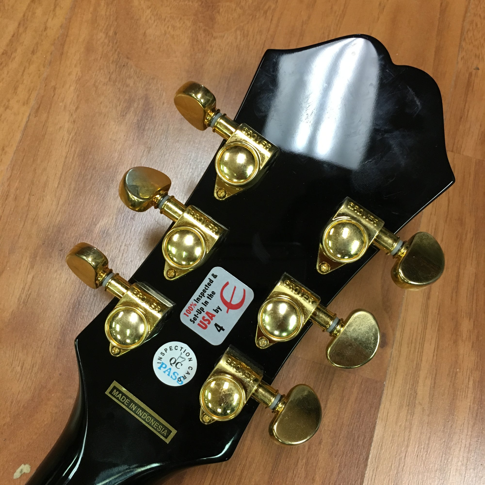 Epiphone EJ-200SCE Acoustic Electric Guitar w/ Case