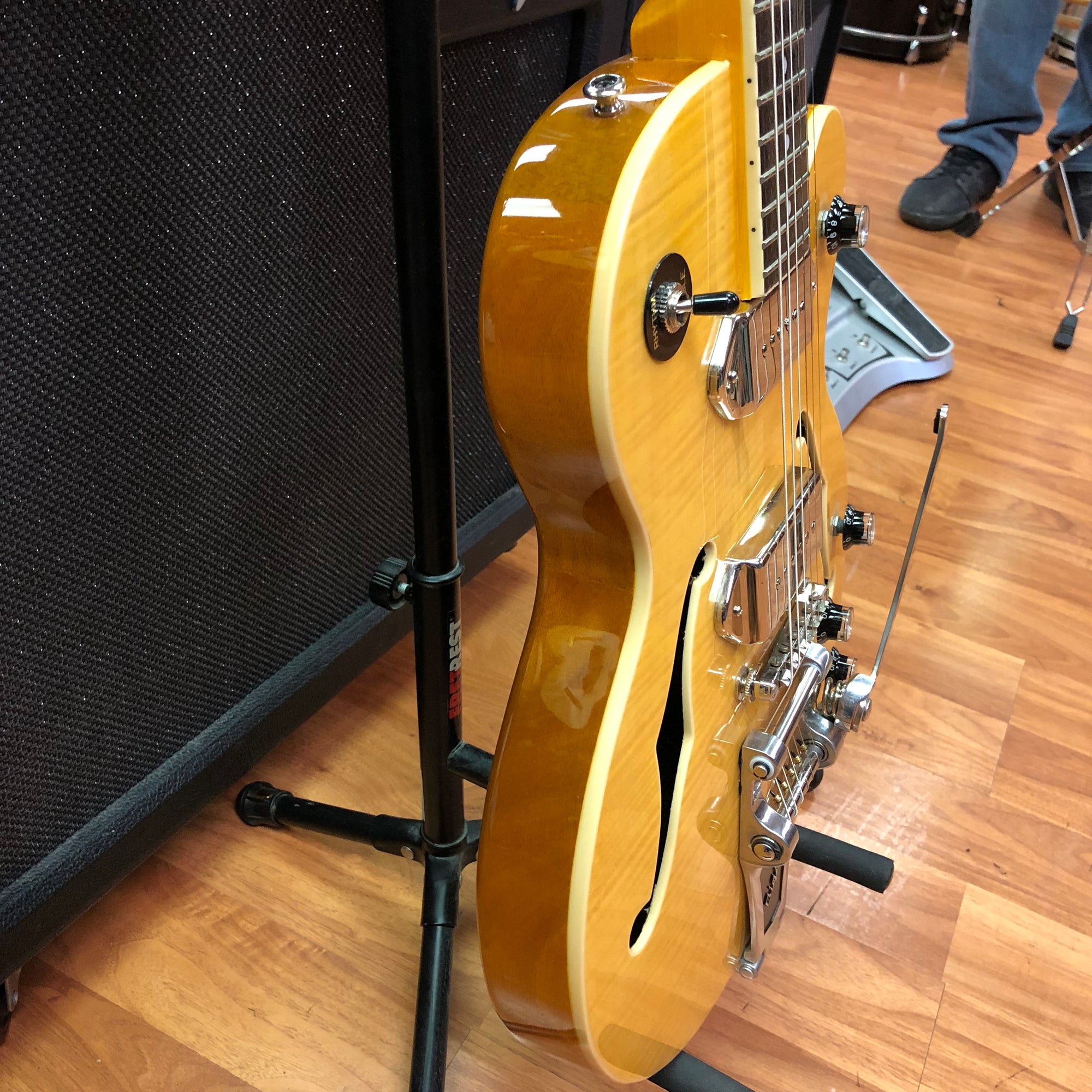 Epiphone Wildkat Hollow Body Electric Guitar