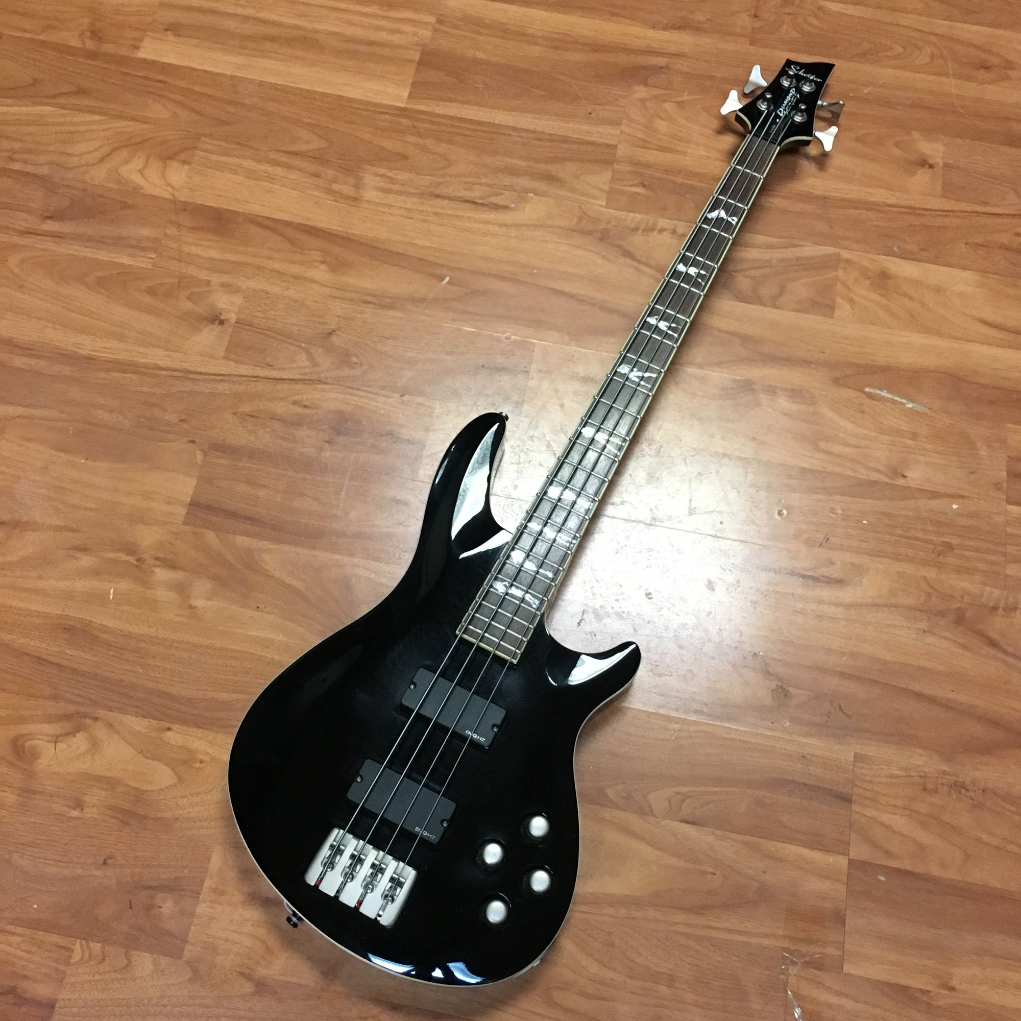 Schecter C-4XXX 4 String Bass MIK