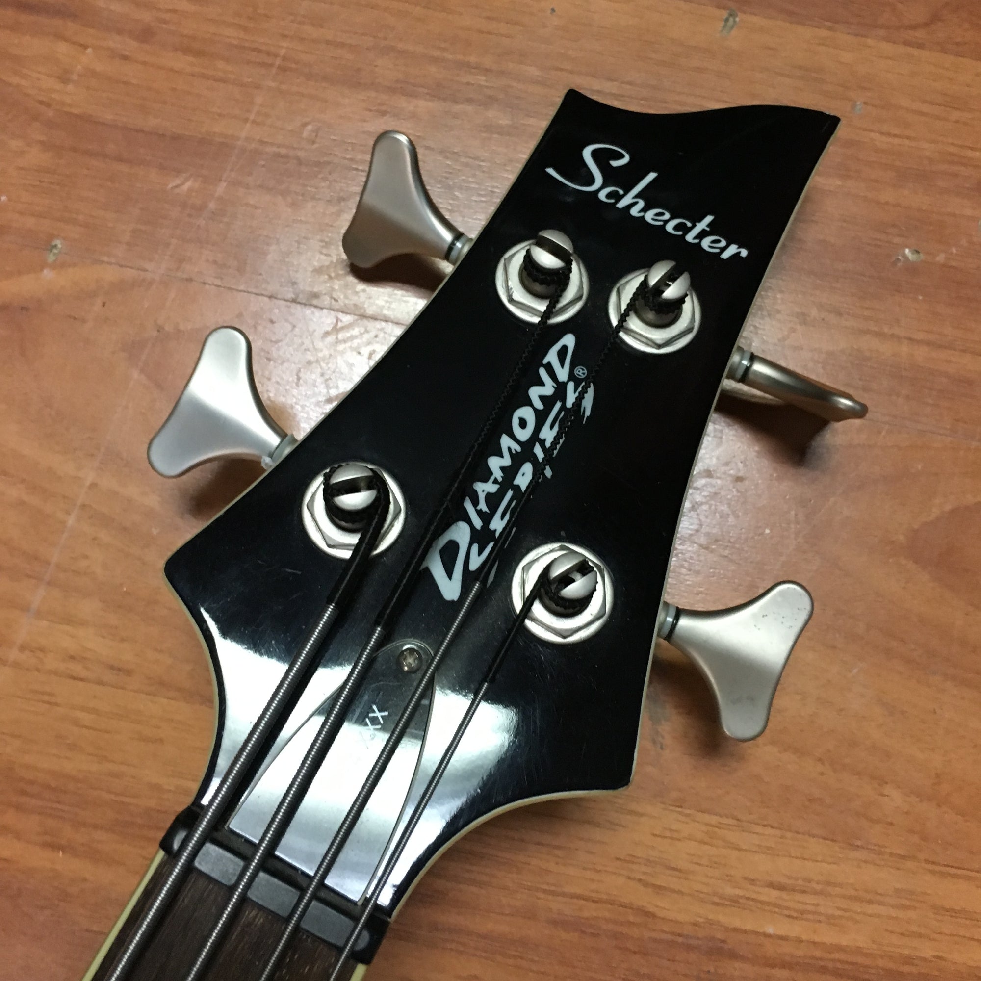 Schecter C-4XXX 4 String Bass MIK