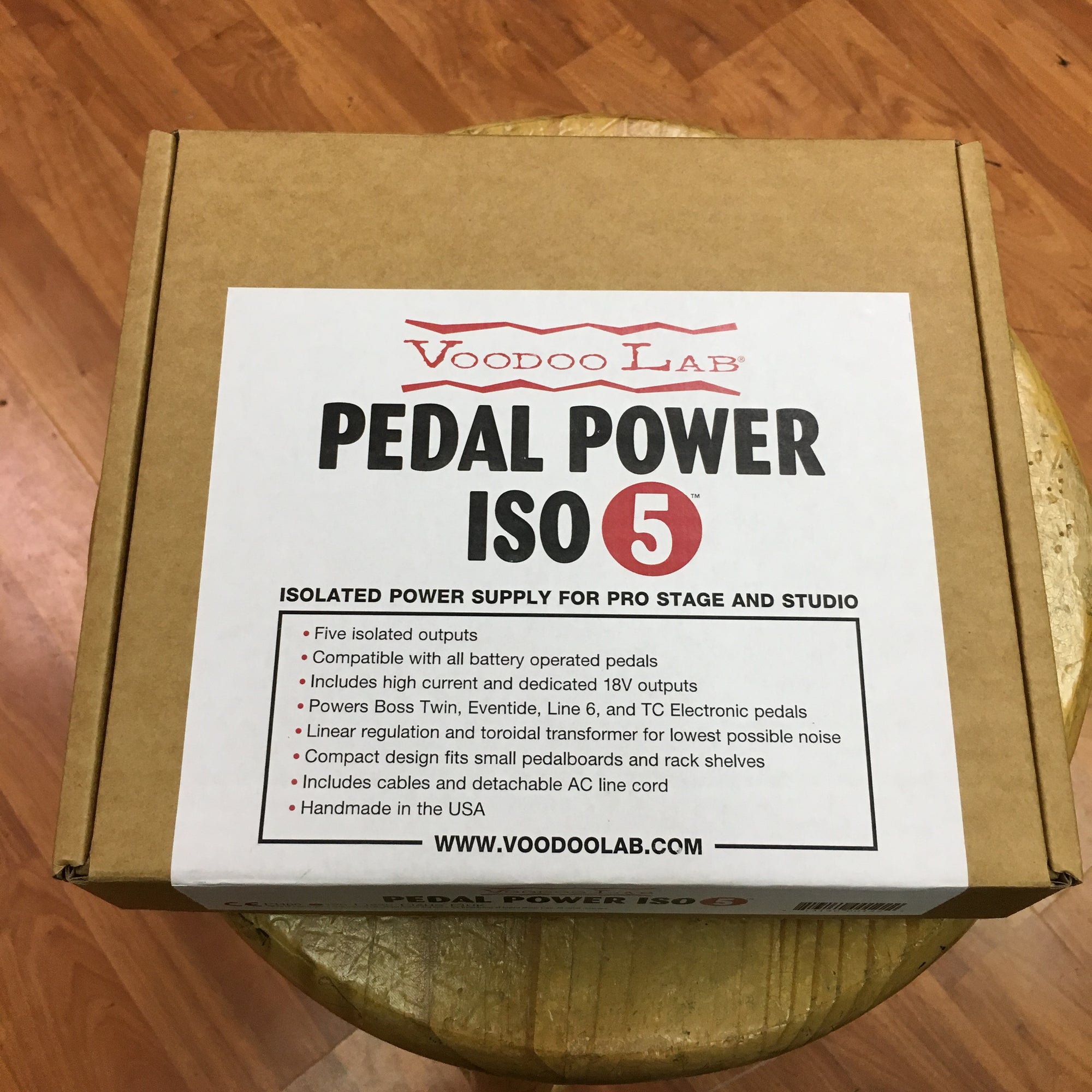 Voodoo Labs ISO 5 w/box & Cables