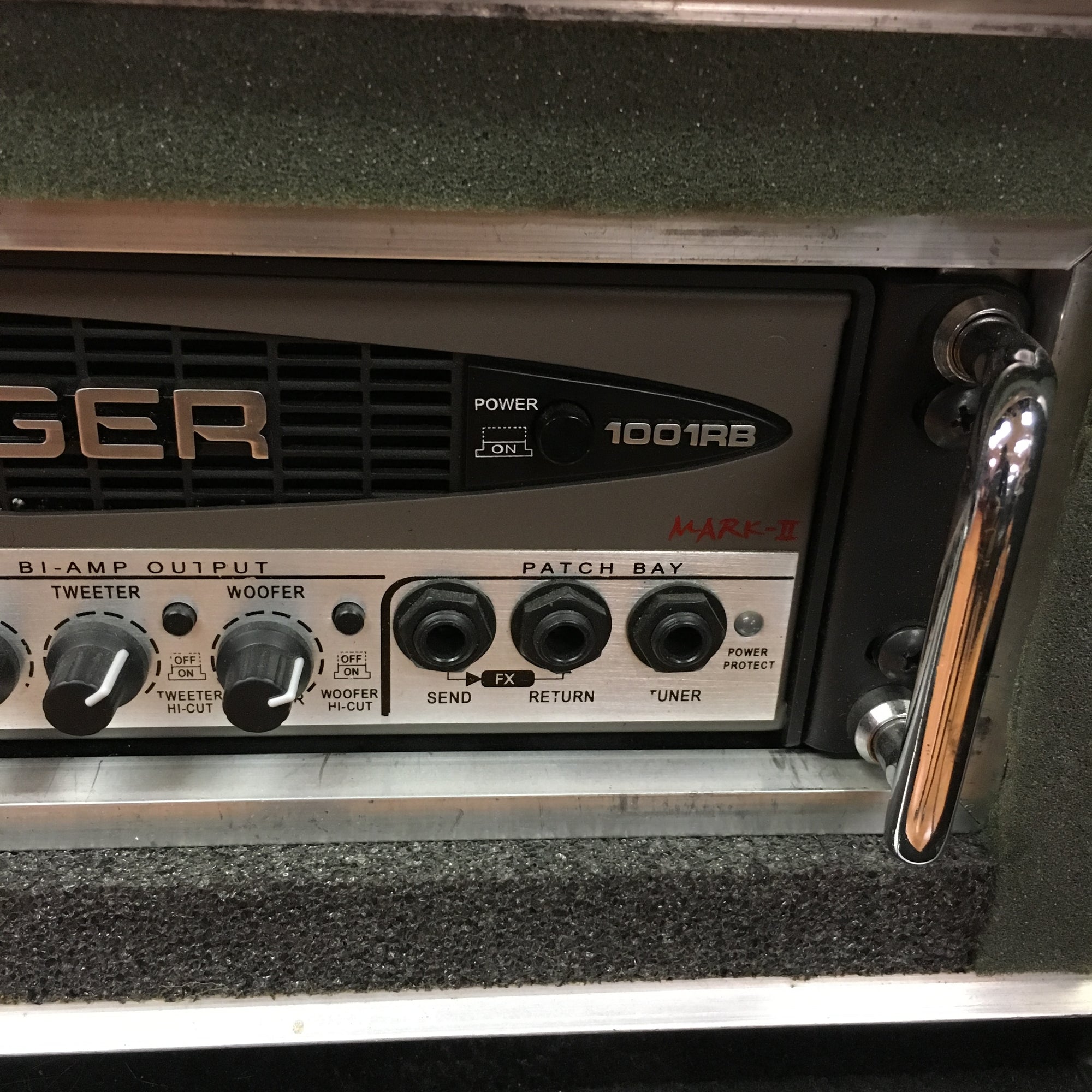 Gallien-Kruger 1001RB Bass Head w/ Flight Case