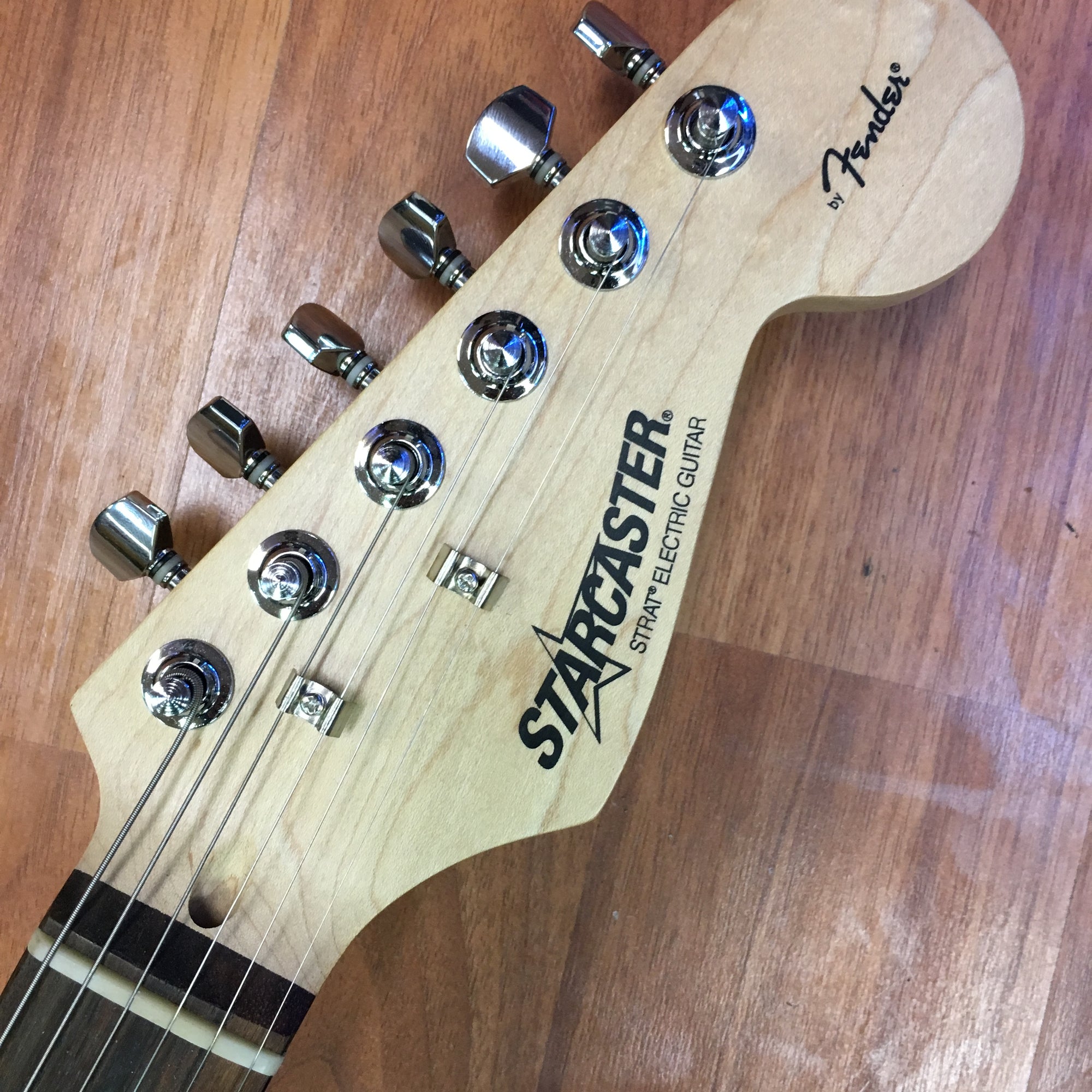 Fender Strat Style Starcaster