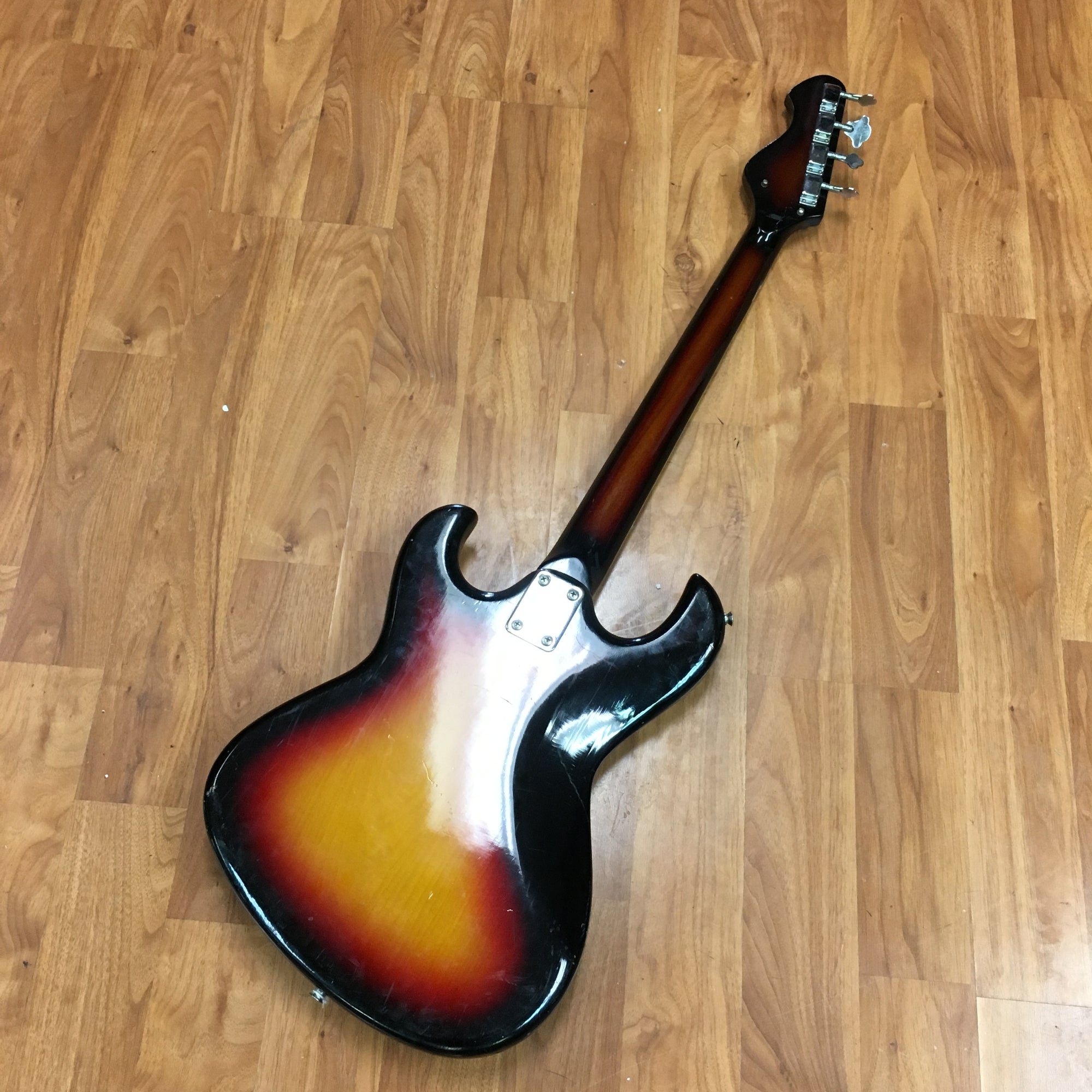 Montoya 4 String Short Scale Bass - Made in Japan