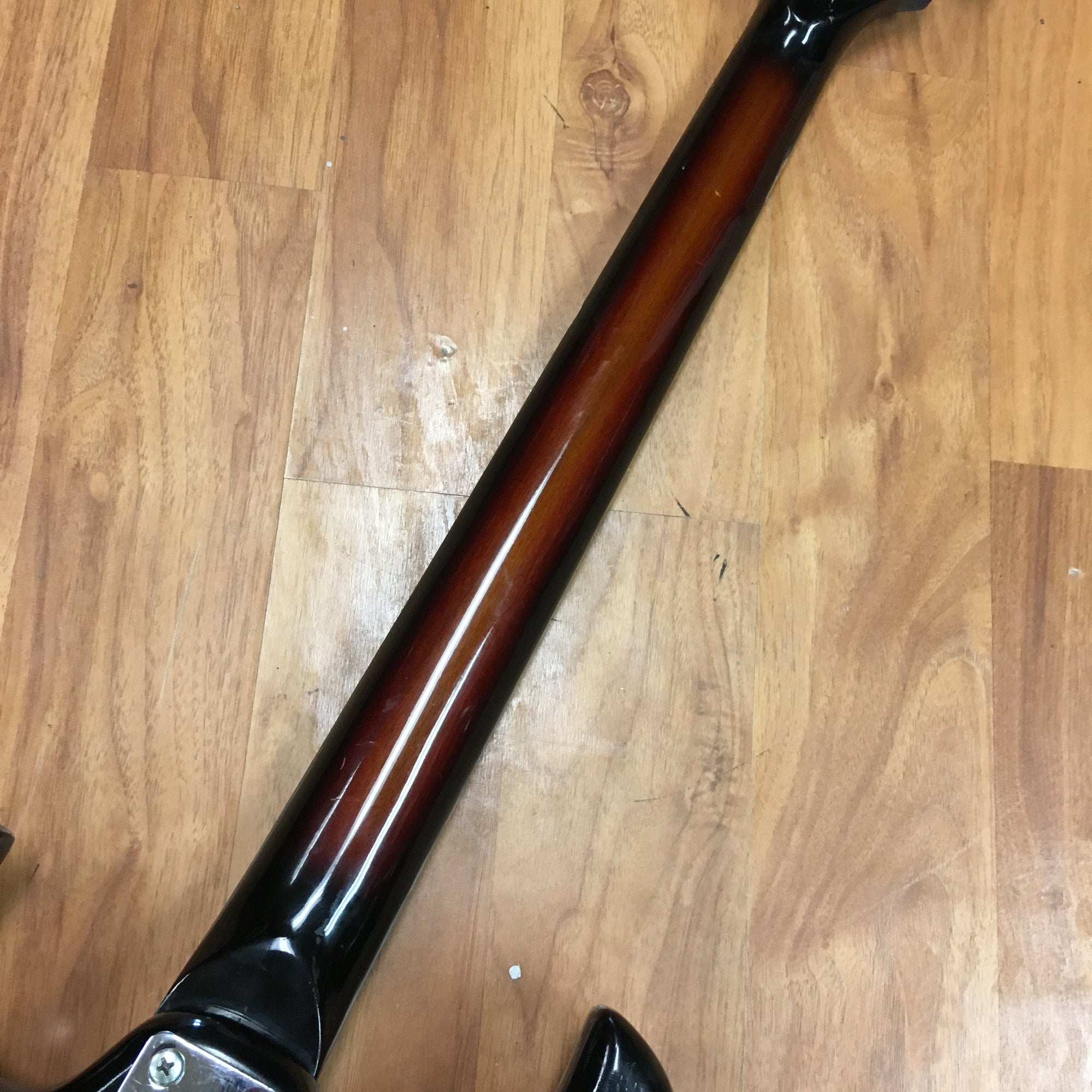 Montoya 4 String Short Scale Bass - Made in Japan