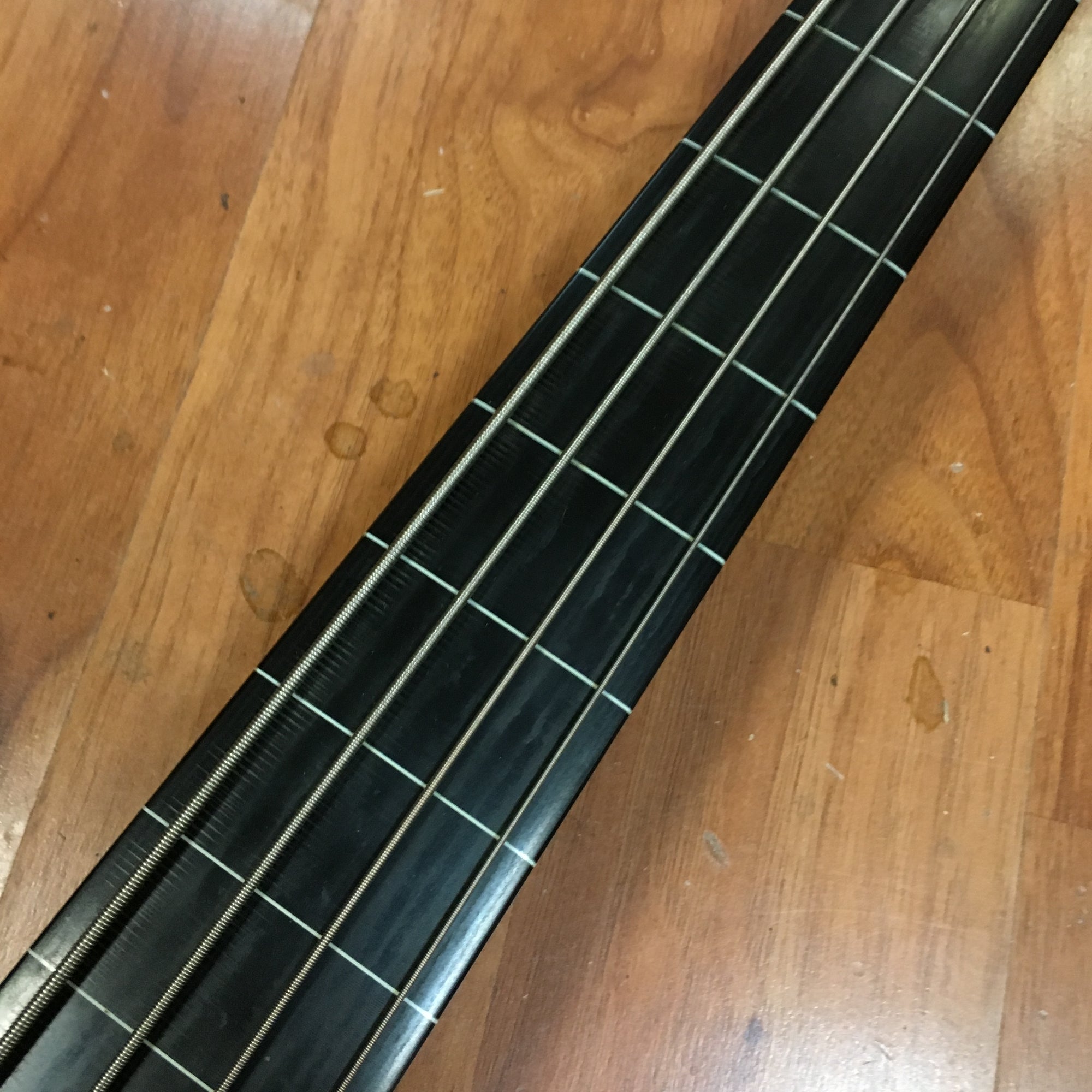 Squier Vtg. Mod. Jazz Bass Fretless