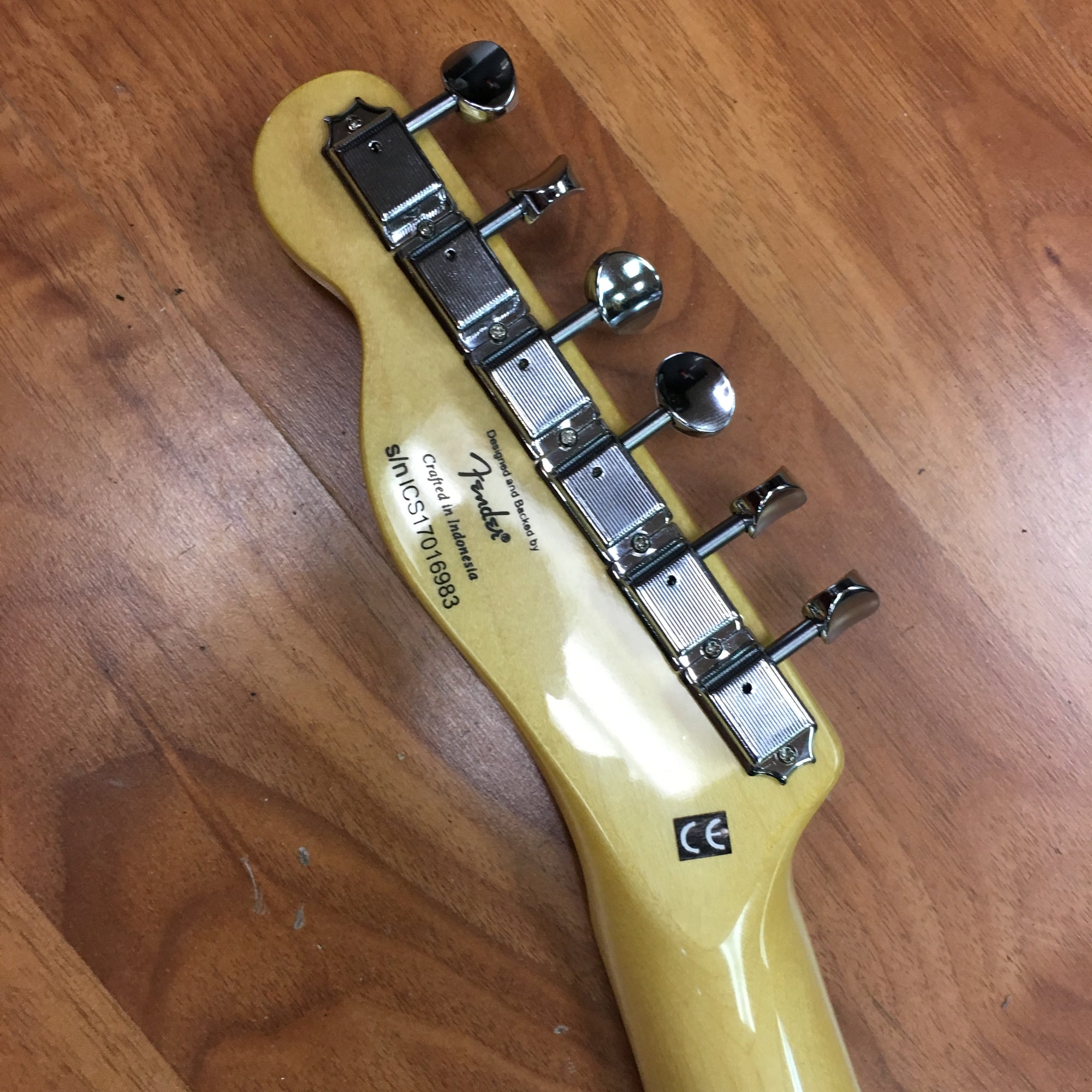 Squier Vintage Modified Tele Custom - Evolution Music