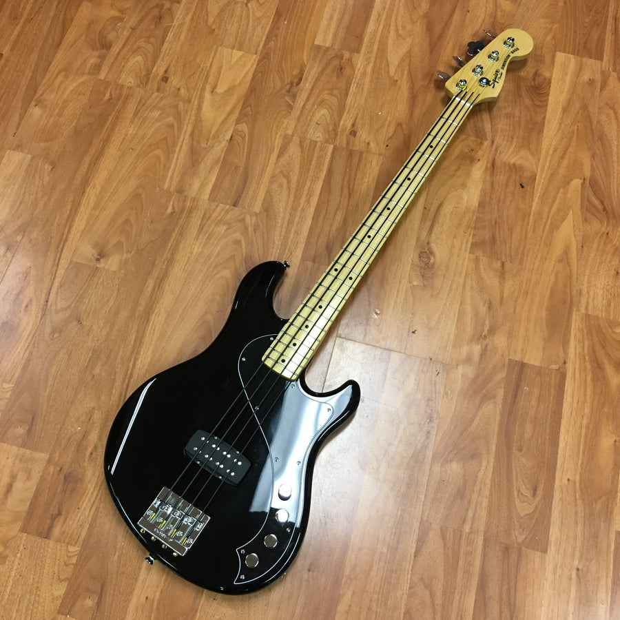 Squier Deluxe Dimension Bass, Black