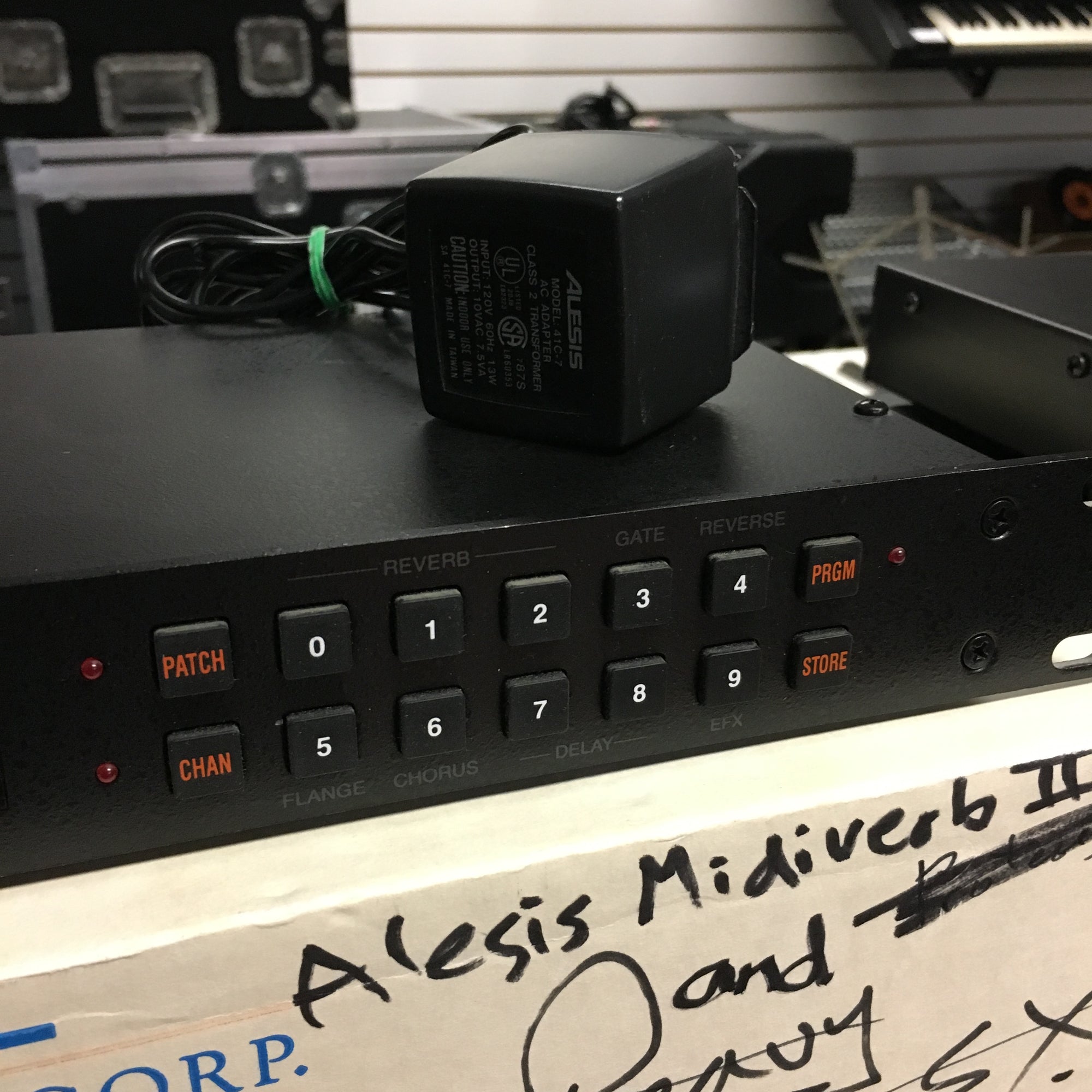 Alesis Midiverb II