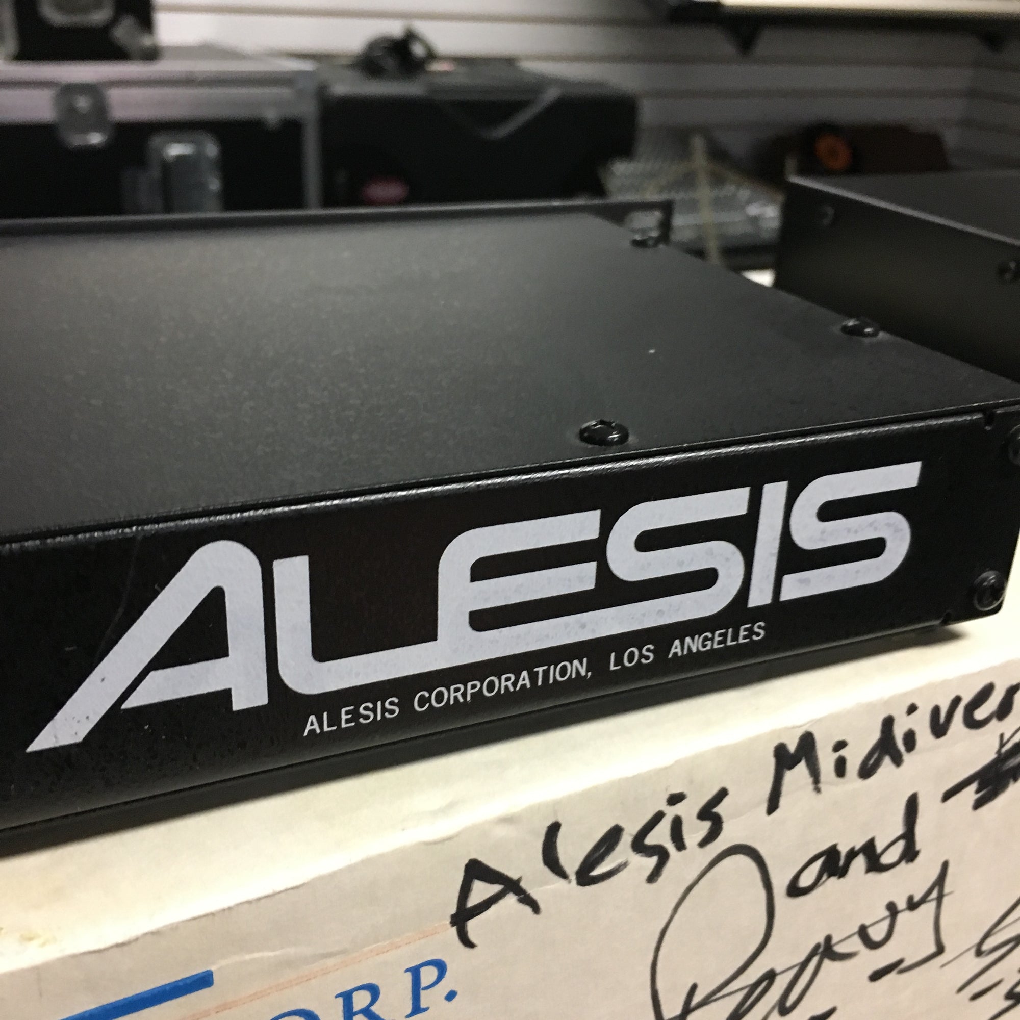 Alesis Midiverb II