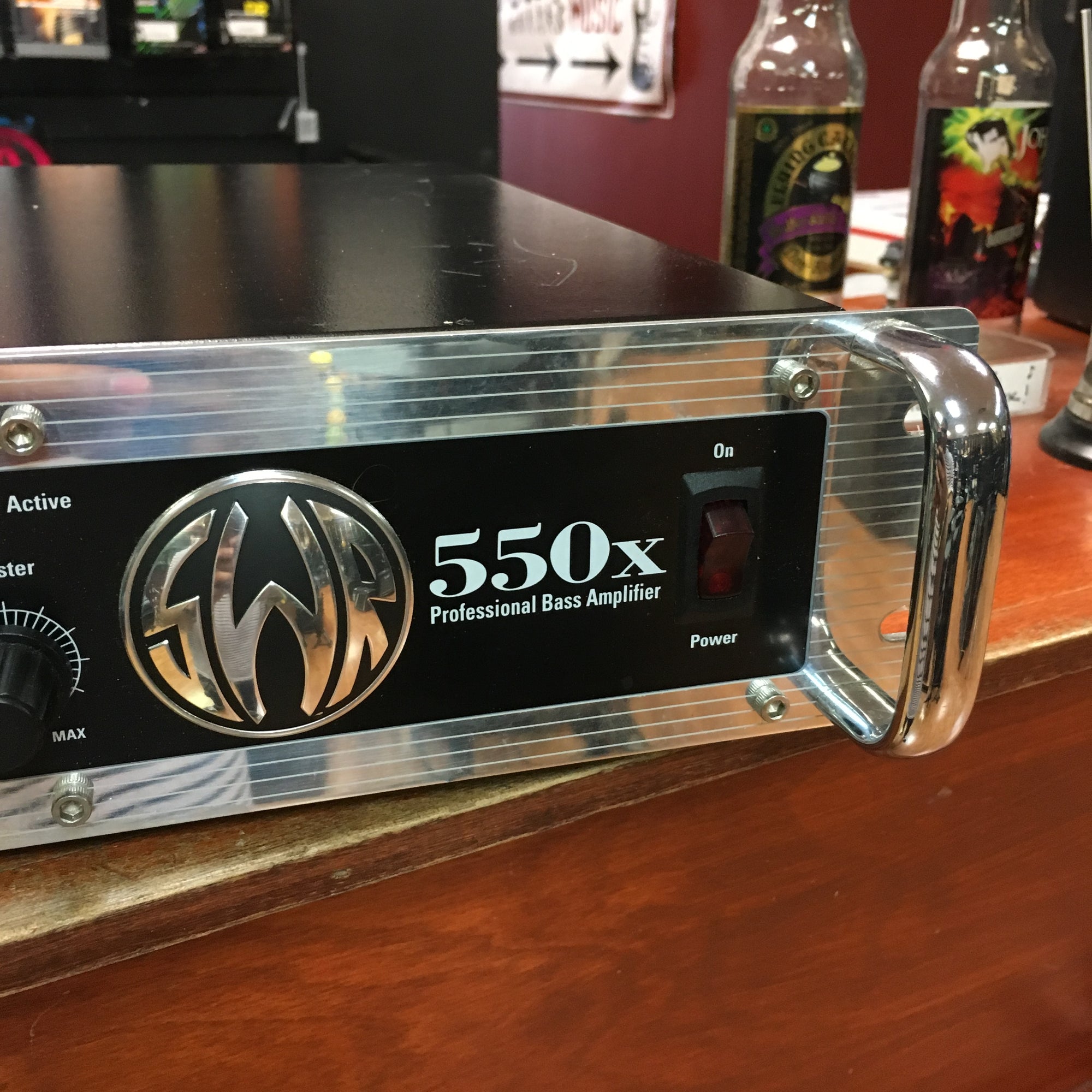 SWR 550X Bass Head w, Footswitch