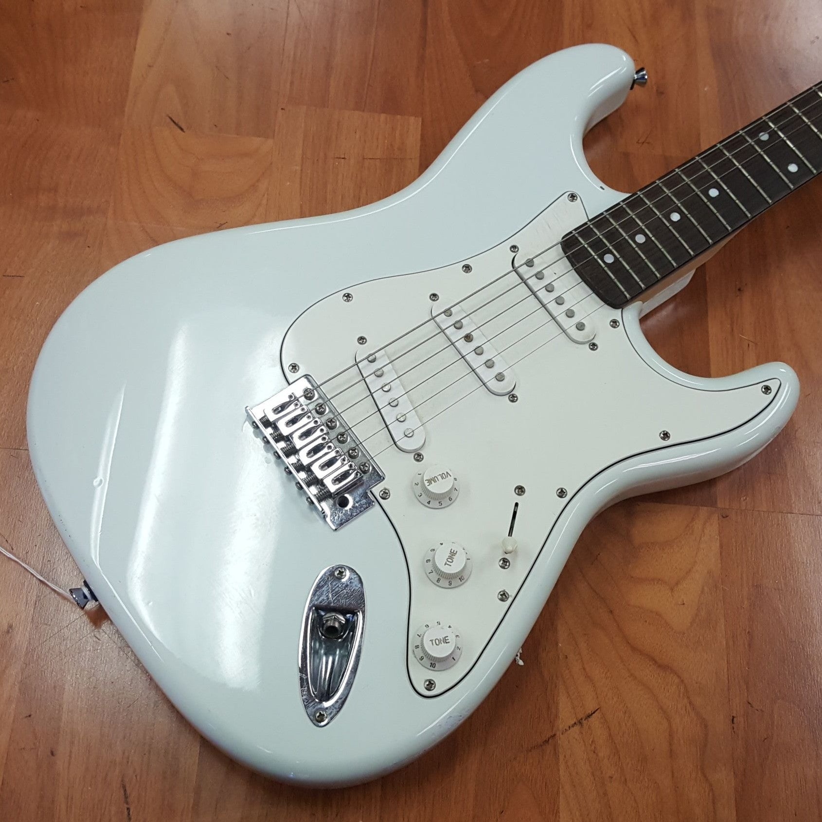 Stagg Strat Style in Sky Blue