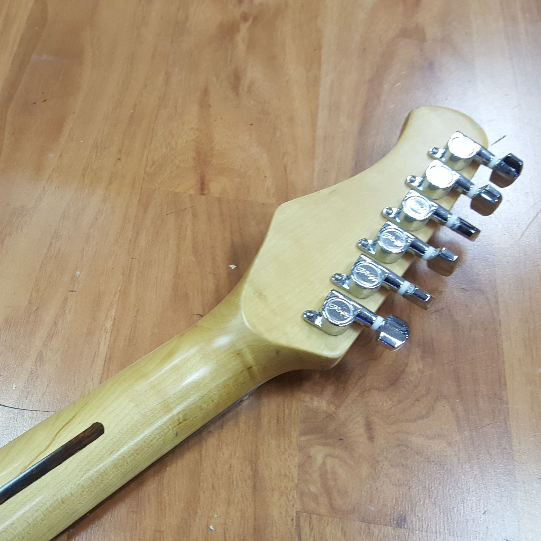 Stagg Strat Style in Sky Blue