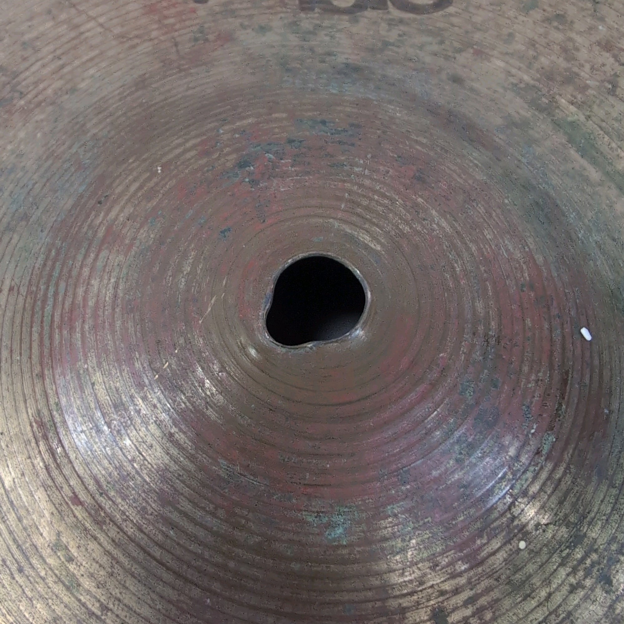 Paiste 18 Medium Thin Cymbal Keyholed