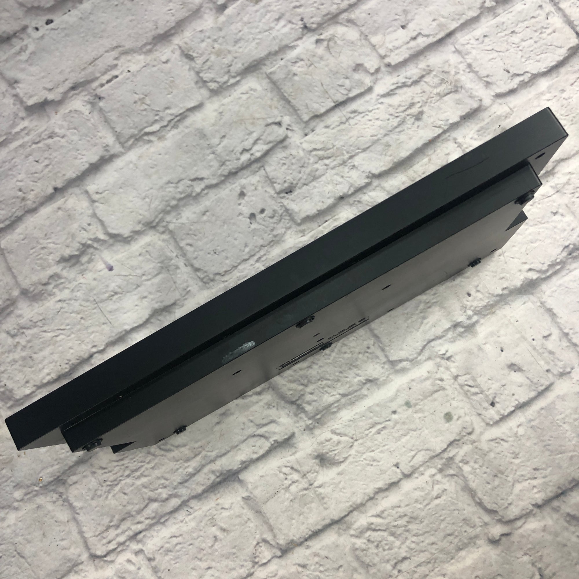 Roland TR-8S Rhythm Performer with Power Supply