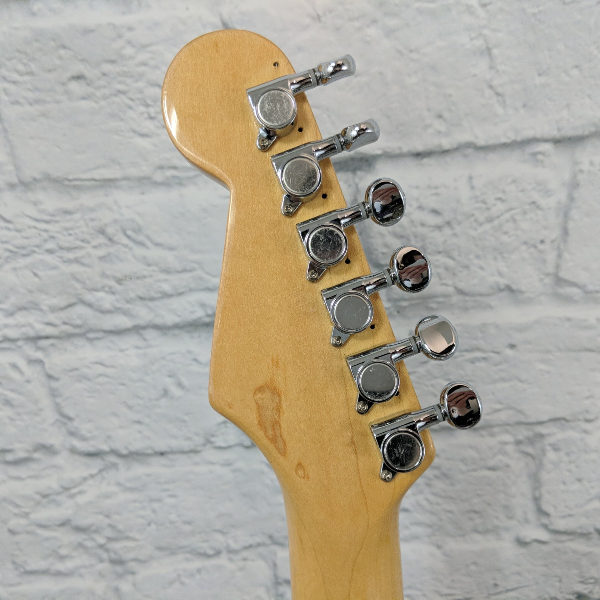 Squier II Stratocaster Early 80s-Late 90s (Cracked)