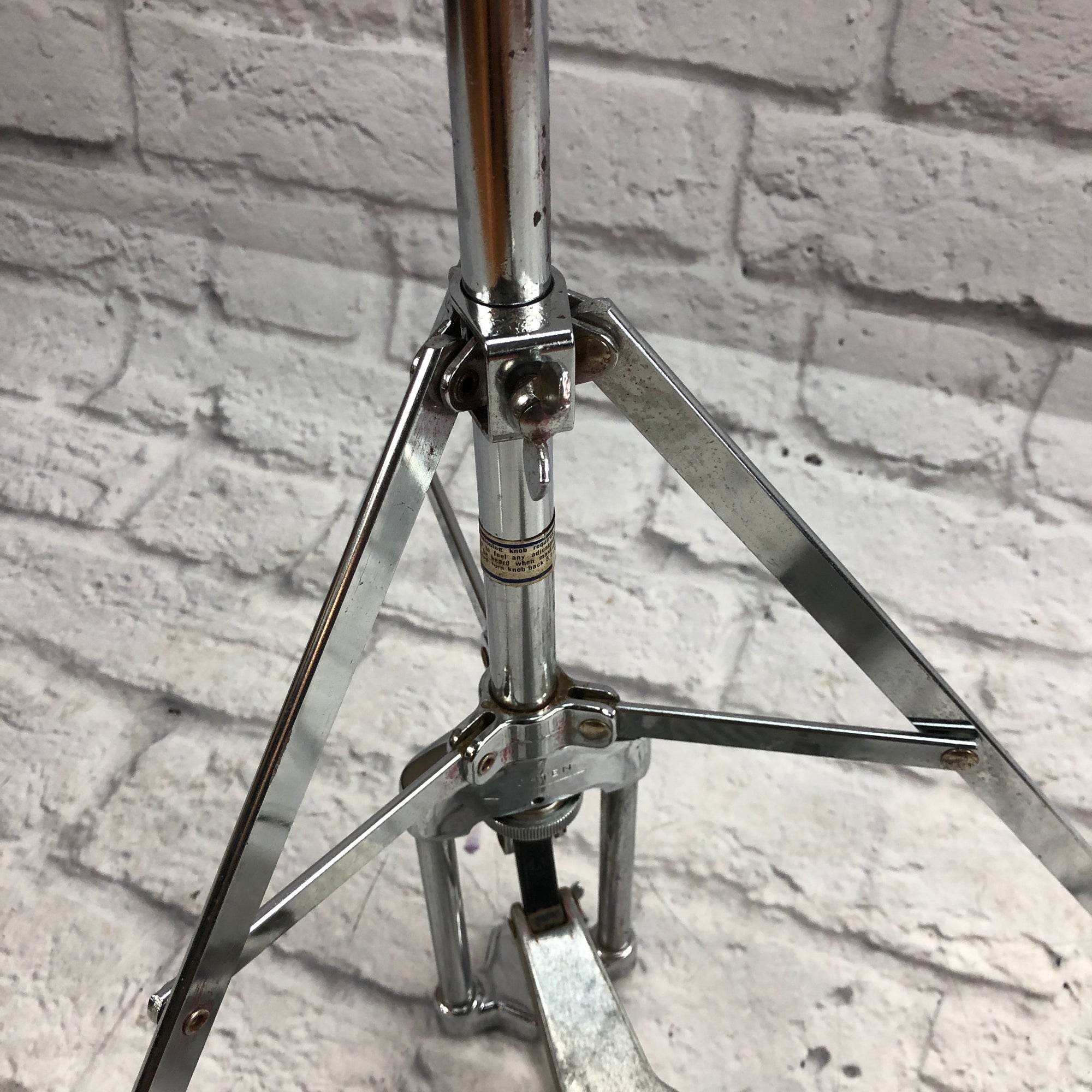 Vintage 70's Ludwig Hi Hat Stand