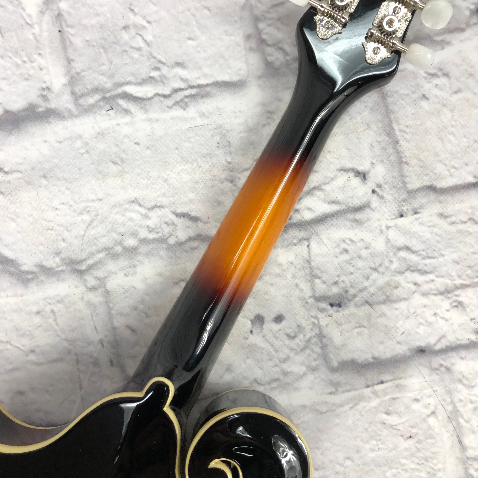 Loar LM520VS F Style Mandolin