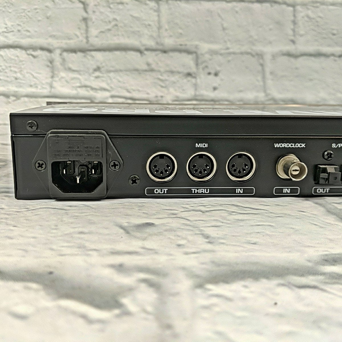 Behringer UltraCurve DEQ2496 Rack EQ