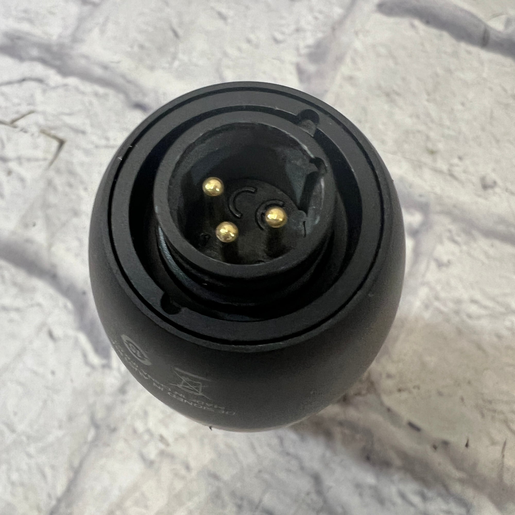 AKG P220 Condenser Microphone with Shock Mount and Case