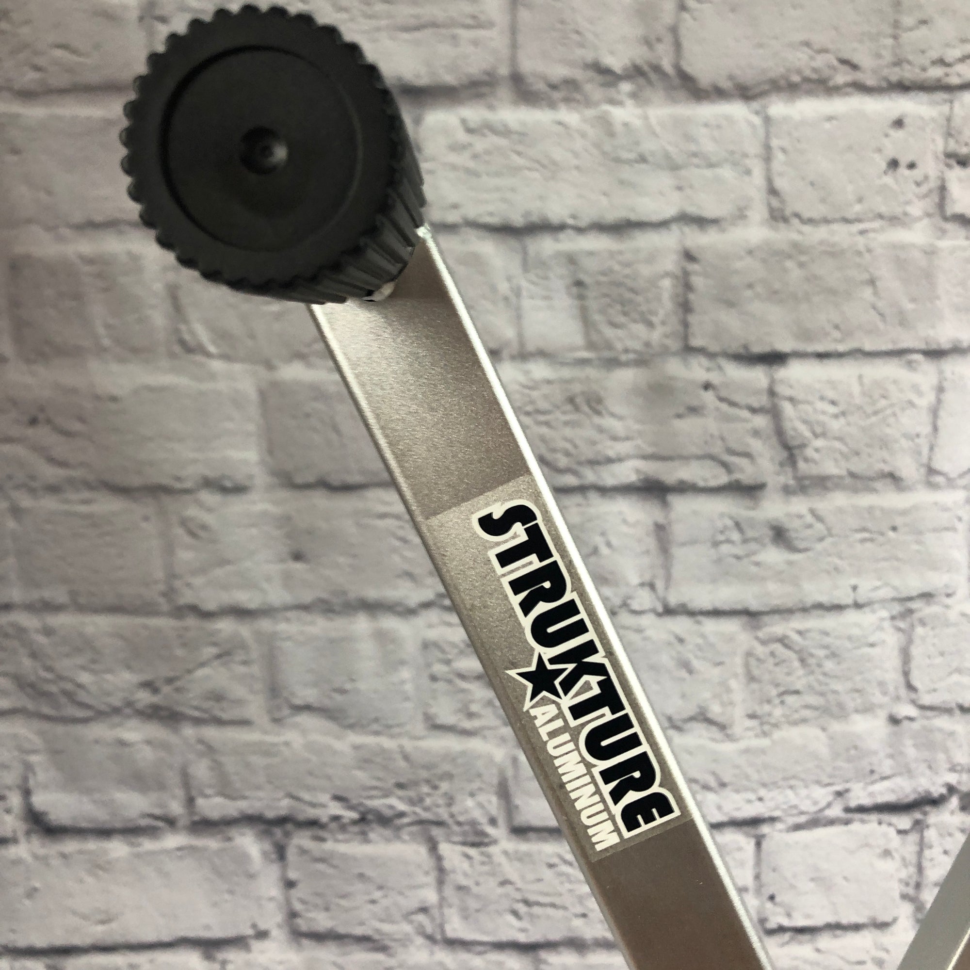 Strukture Lightweight Aluminum X Frame Keyboard Stand