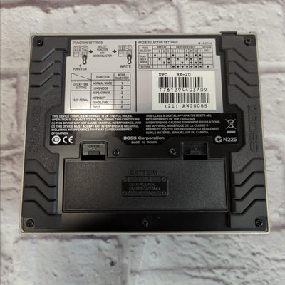 Boss RE-20 Space Echo Pedal NO POWER SUPPLY