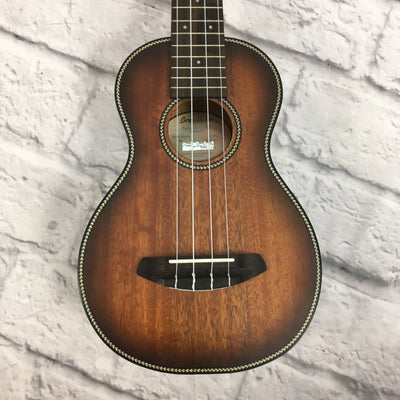 Breedlove Pursuit Ex Cu Bo Ukulele