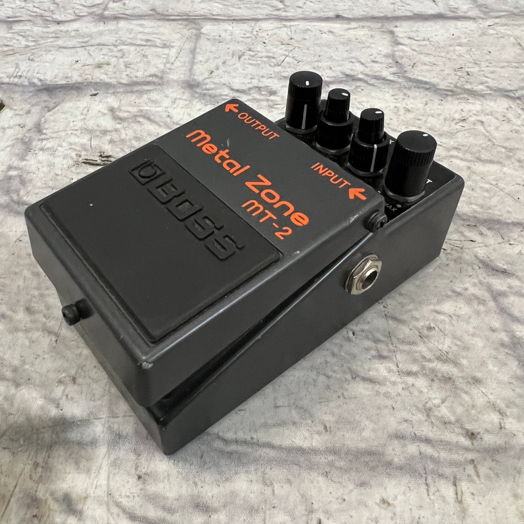 Boss MT-2 Distortion Pedal