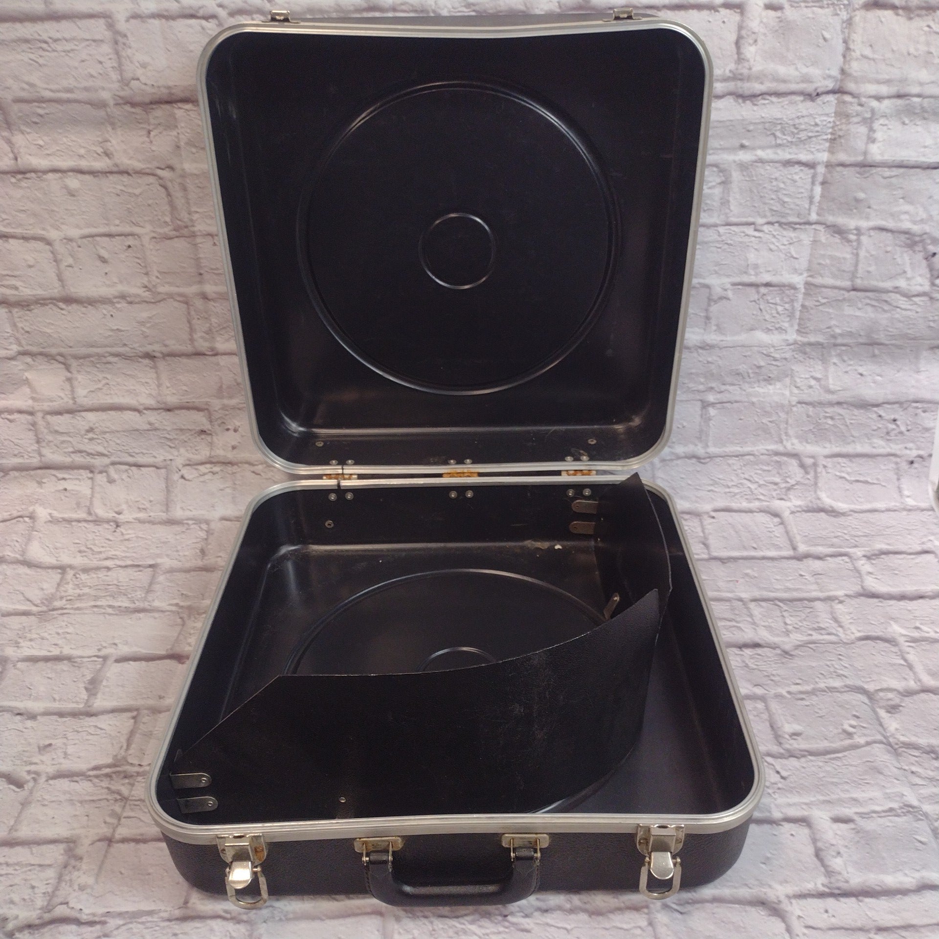 Unknown Snare Drum Case Square