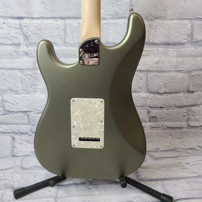 Fender American Elite Stratocaster MN SA Maple Fretboard - Satin Jade Pearl