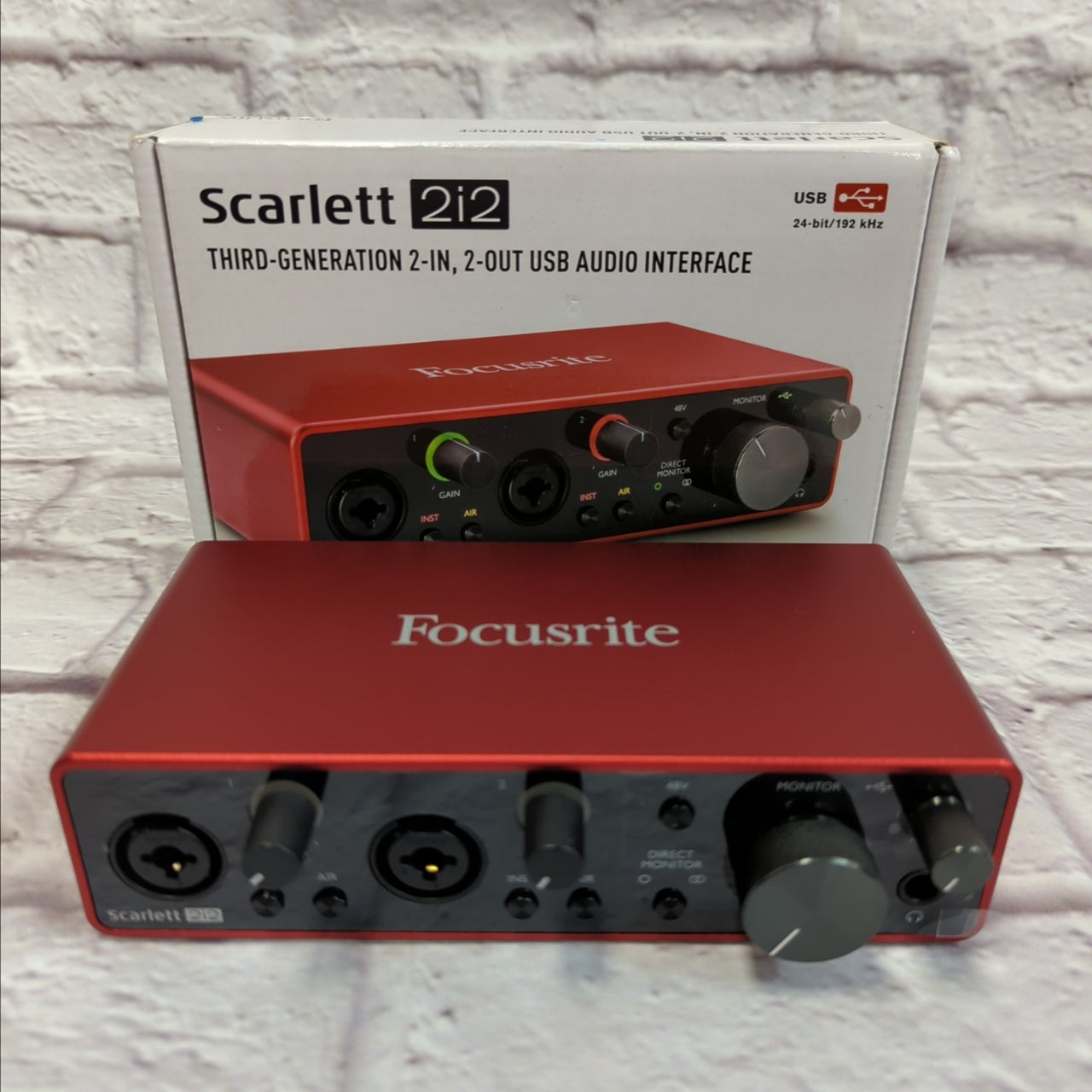Focusrite Scarlett 2i2 USB Recording Interface