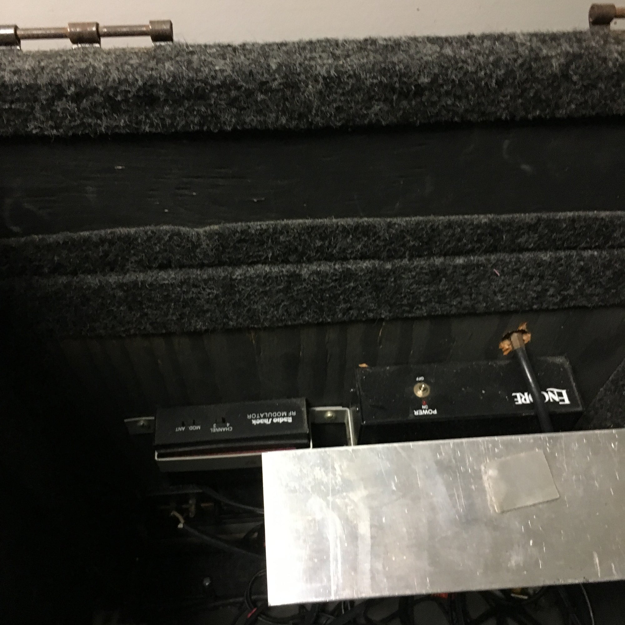 ** Sonic 6U Rack w/ Mixer Slant Rack Top