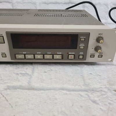 Tascam CD-RW5000 Rackmount Compact Disc Recorder