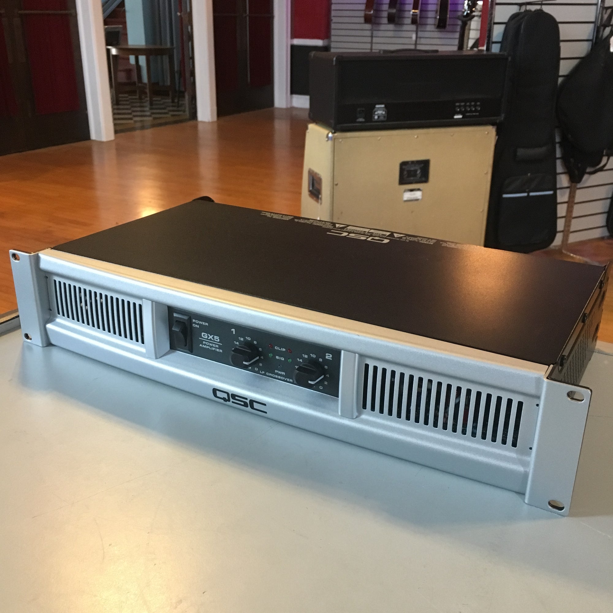 ** QSC GX5 Power Amp